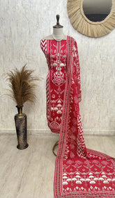 Russian Crepe Unstitched Suit Set Featuring Organza Dupatta