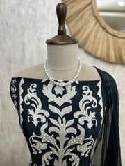 Muslin Unstitched Suit Set With Bead Work