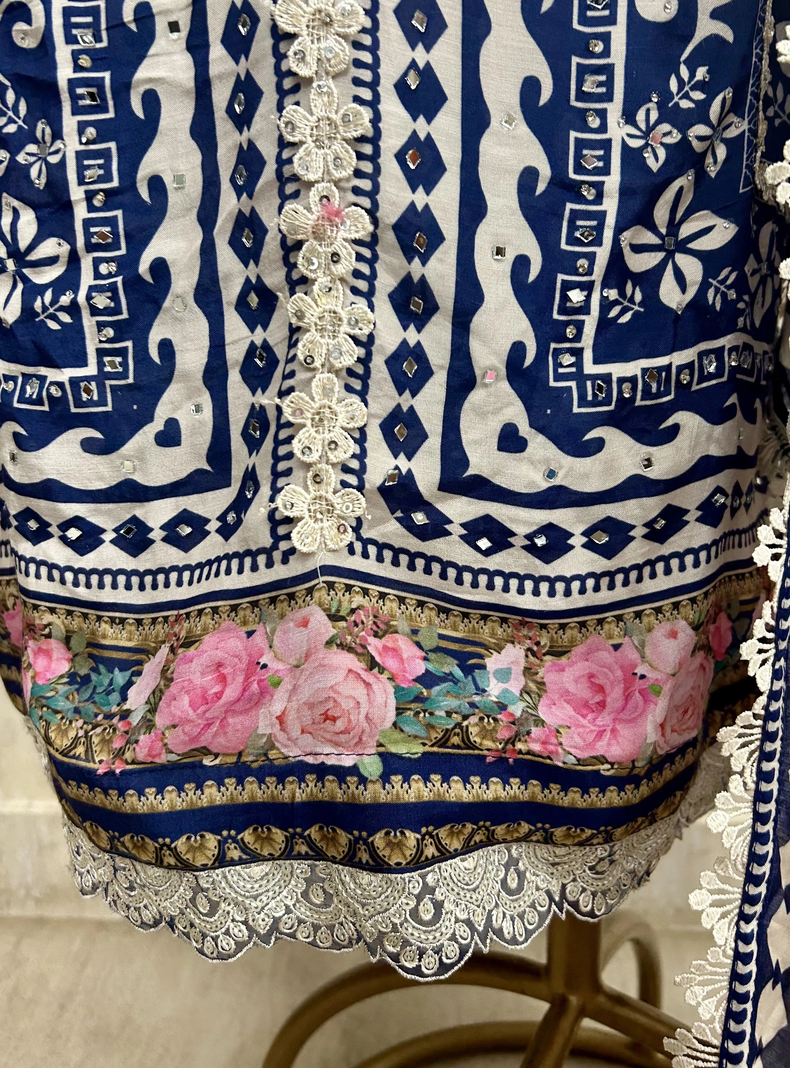 Digital Print Muslin Unstitched Suit Set