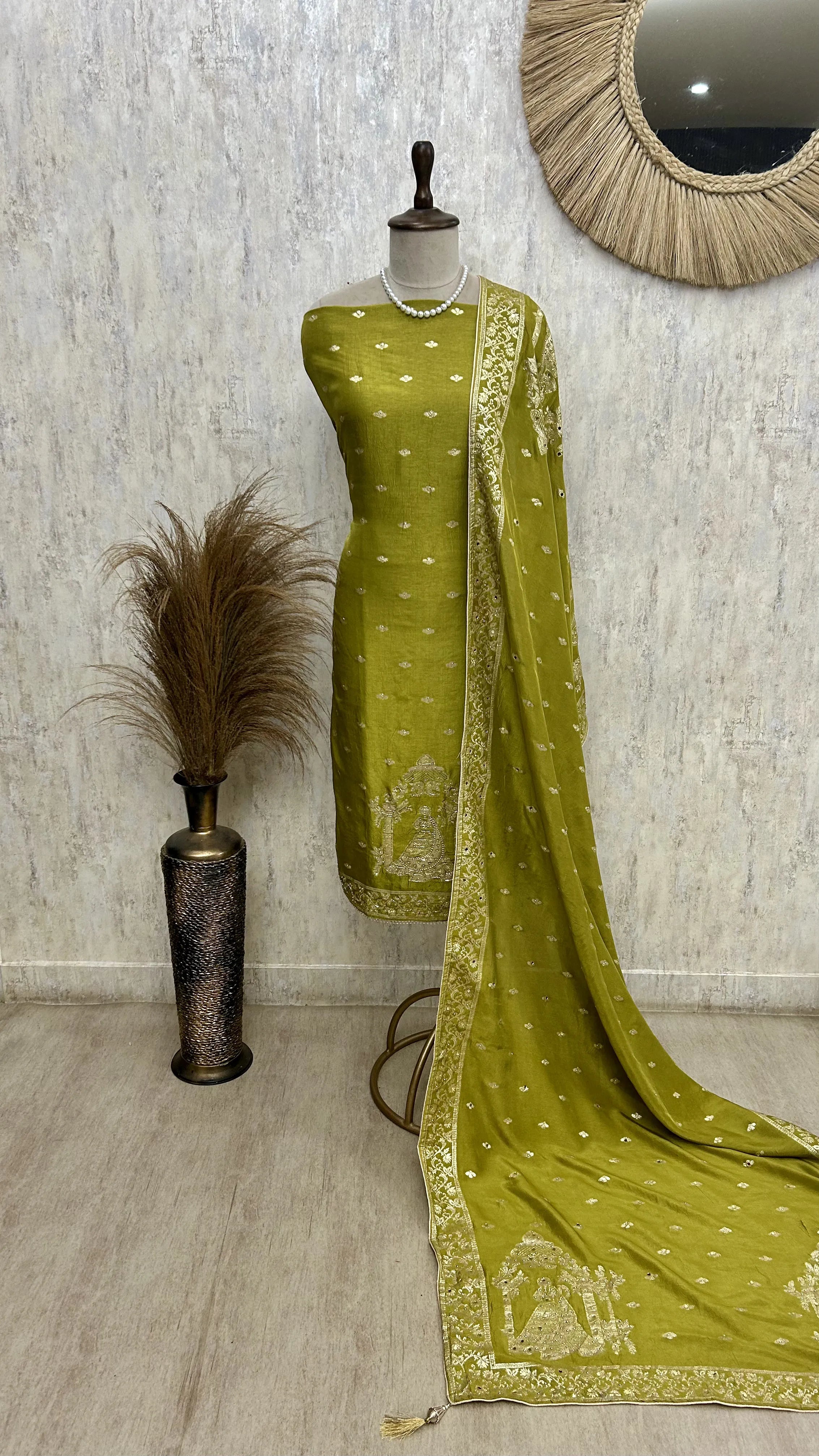 Karwa Chauth Special Dola Silk Unstitched Suit Set