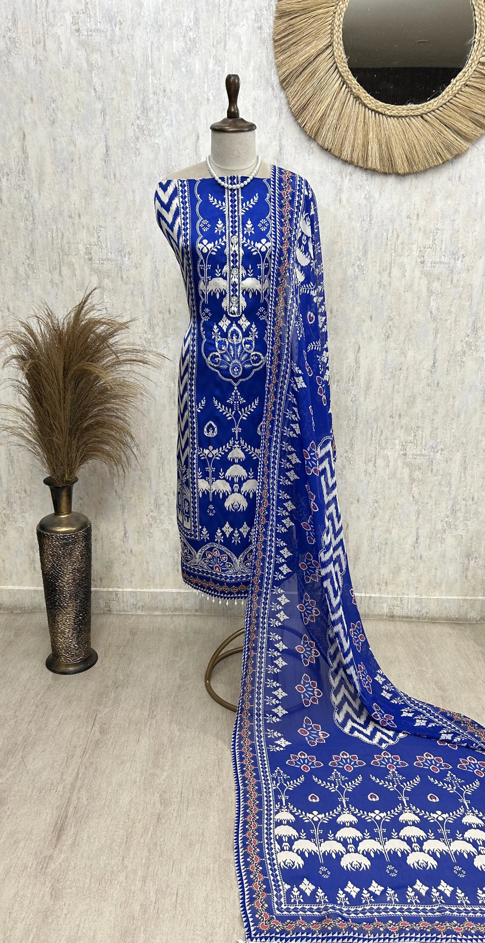 Russian Crepe Unstitched Suit Set Featuring Organza Dupatta