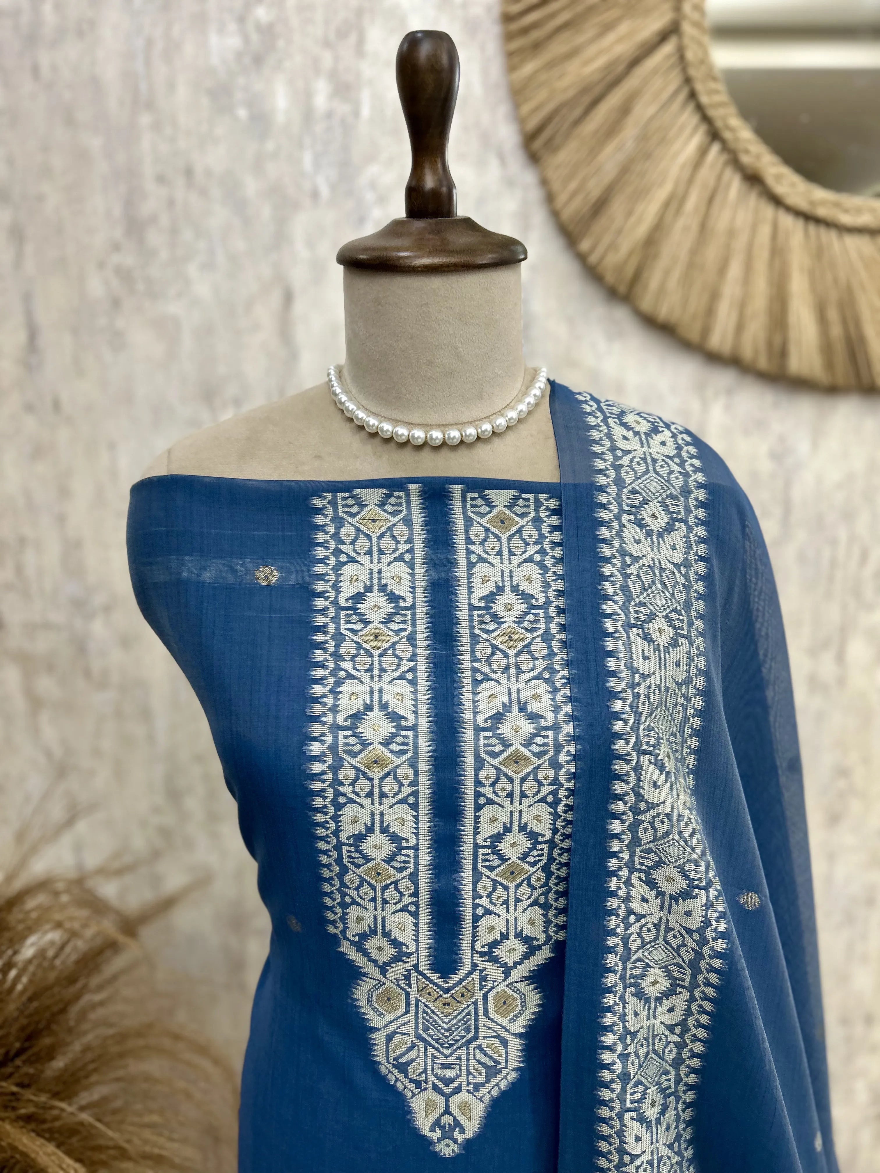 Jamdani  Linen Unstitched Suit Set Featuring Weaving