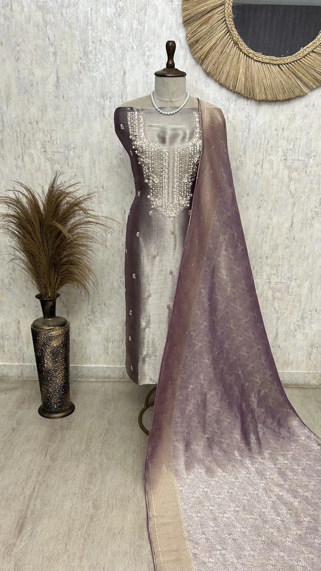 Tissue silk unstitched suit set