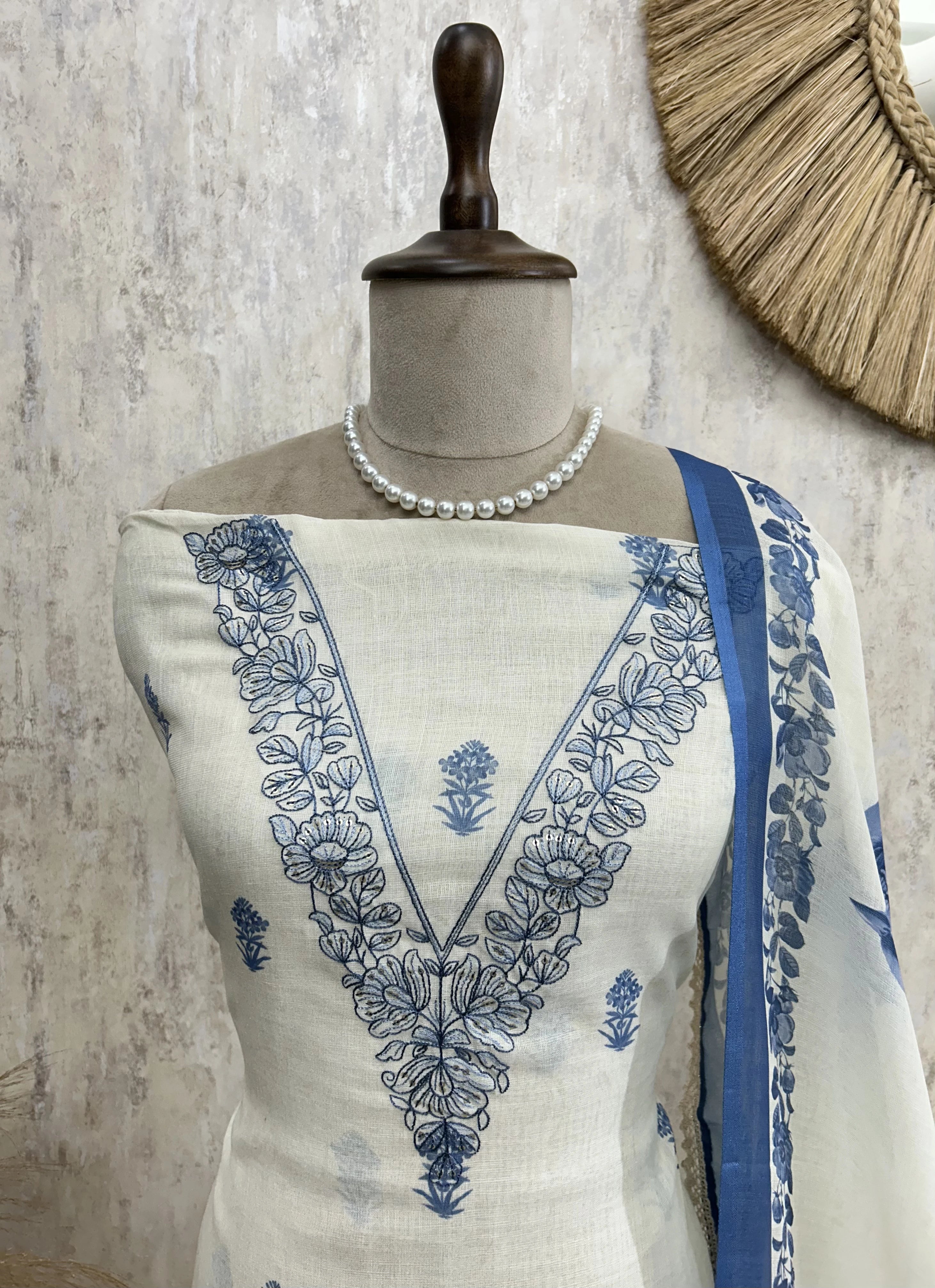 Bird Print Jamdani Linen Unstitched Suit Set