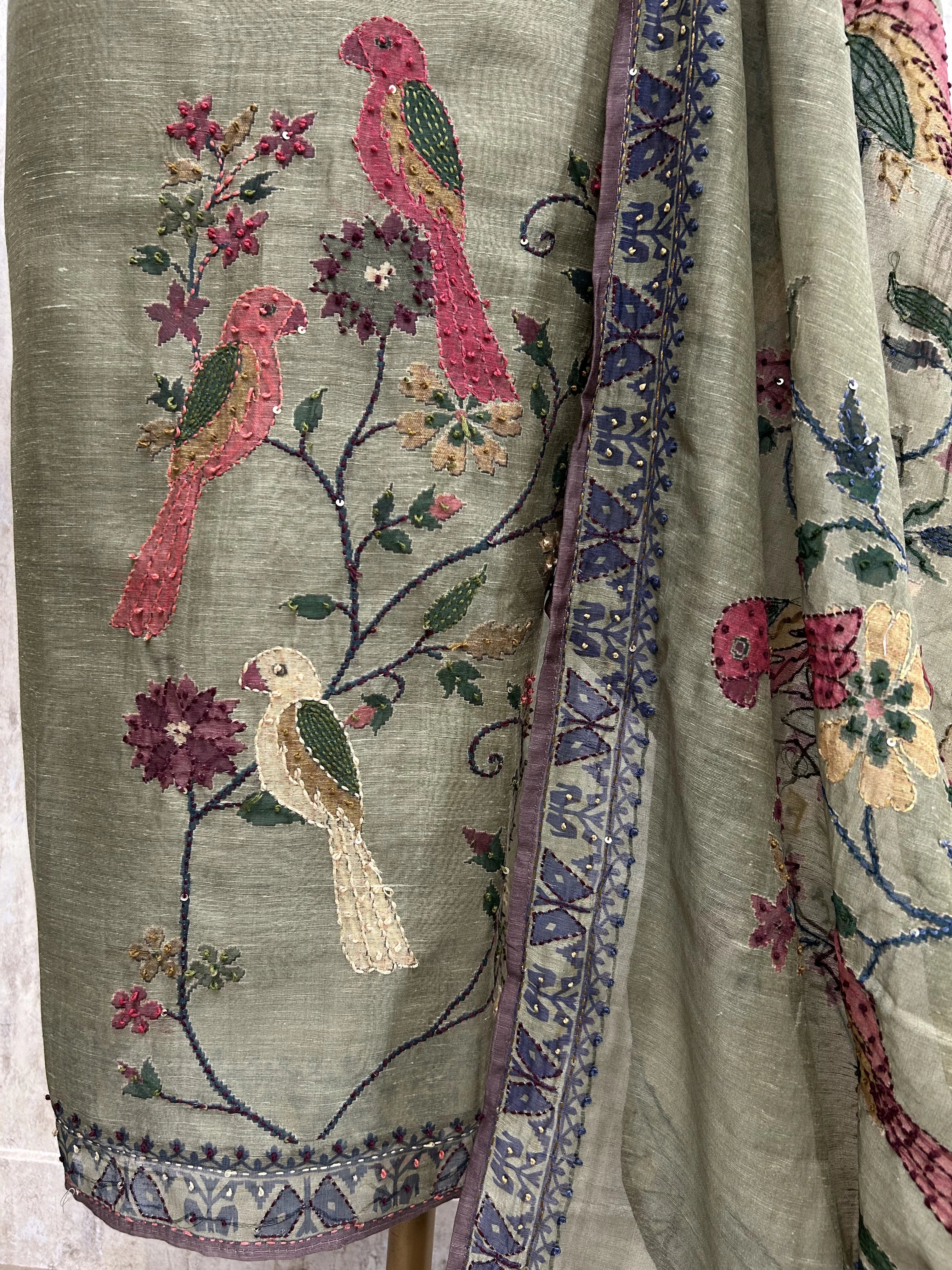 Parrot Motif Kantha Jamdani Linen Unstitched Suit Set