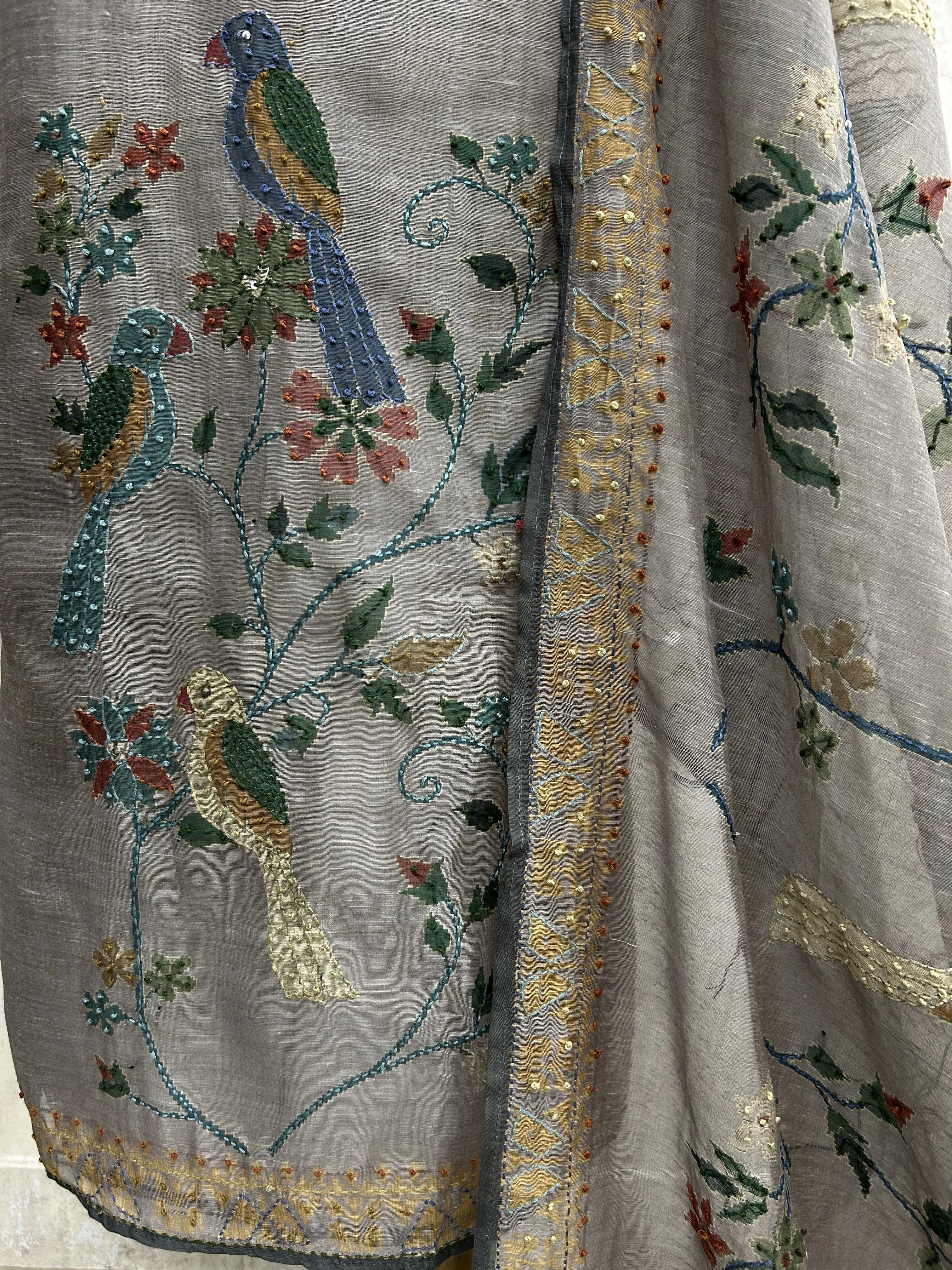 Parrot Motif Kantha Jamdani Linen Unstitched Suit Set