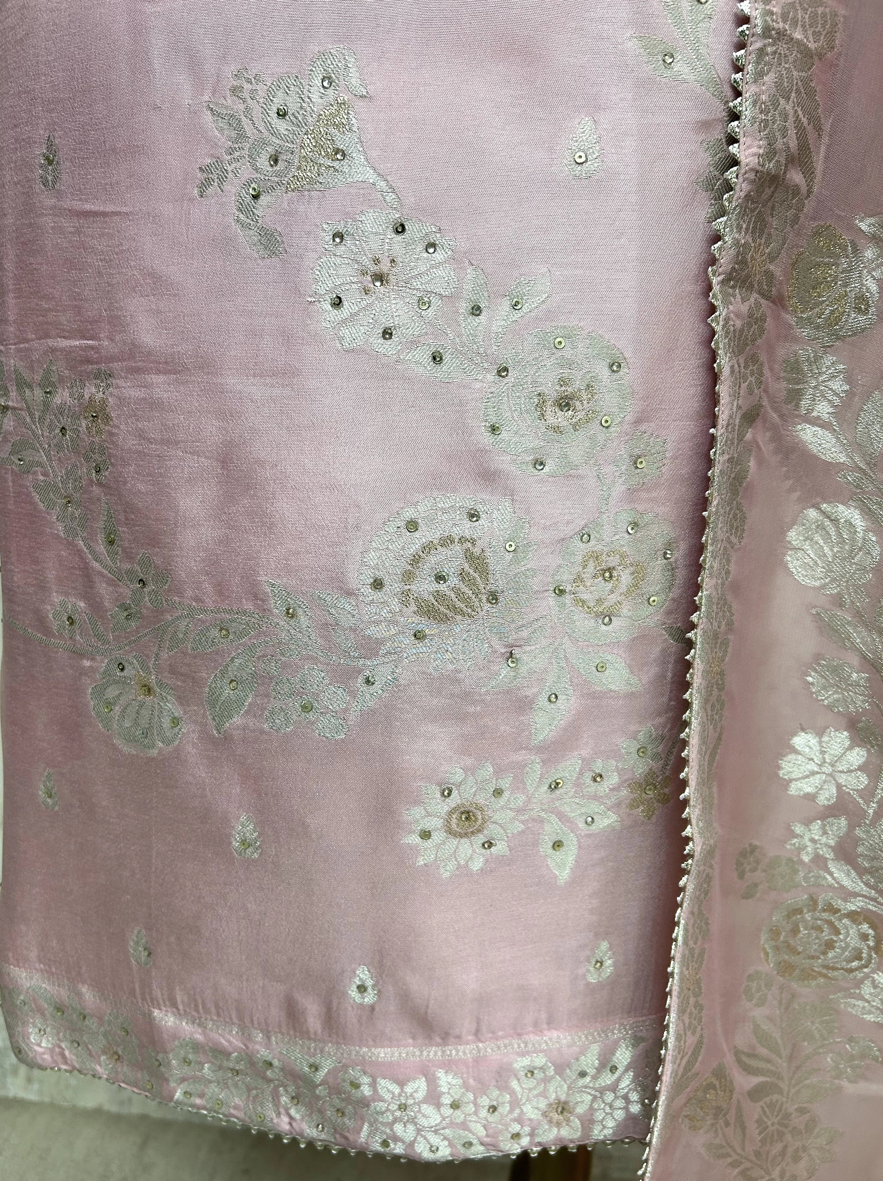 Tissue Unstitched Suit Set With Butterfly Motifs