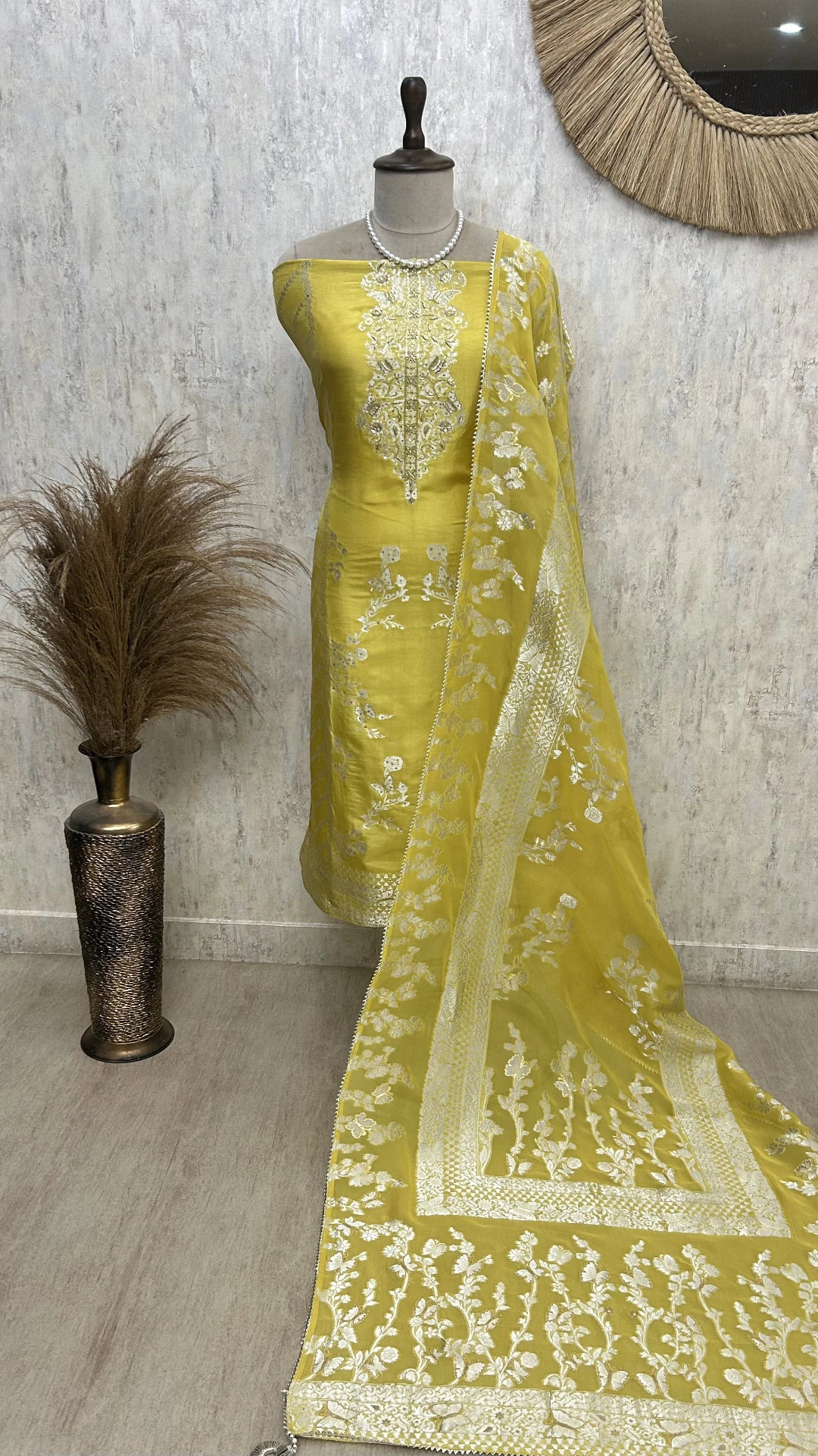 Tissue Unstitched Suit Set With Butterfly Motifs