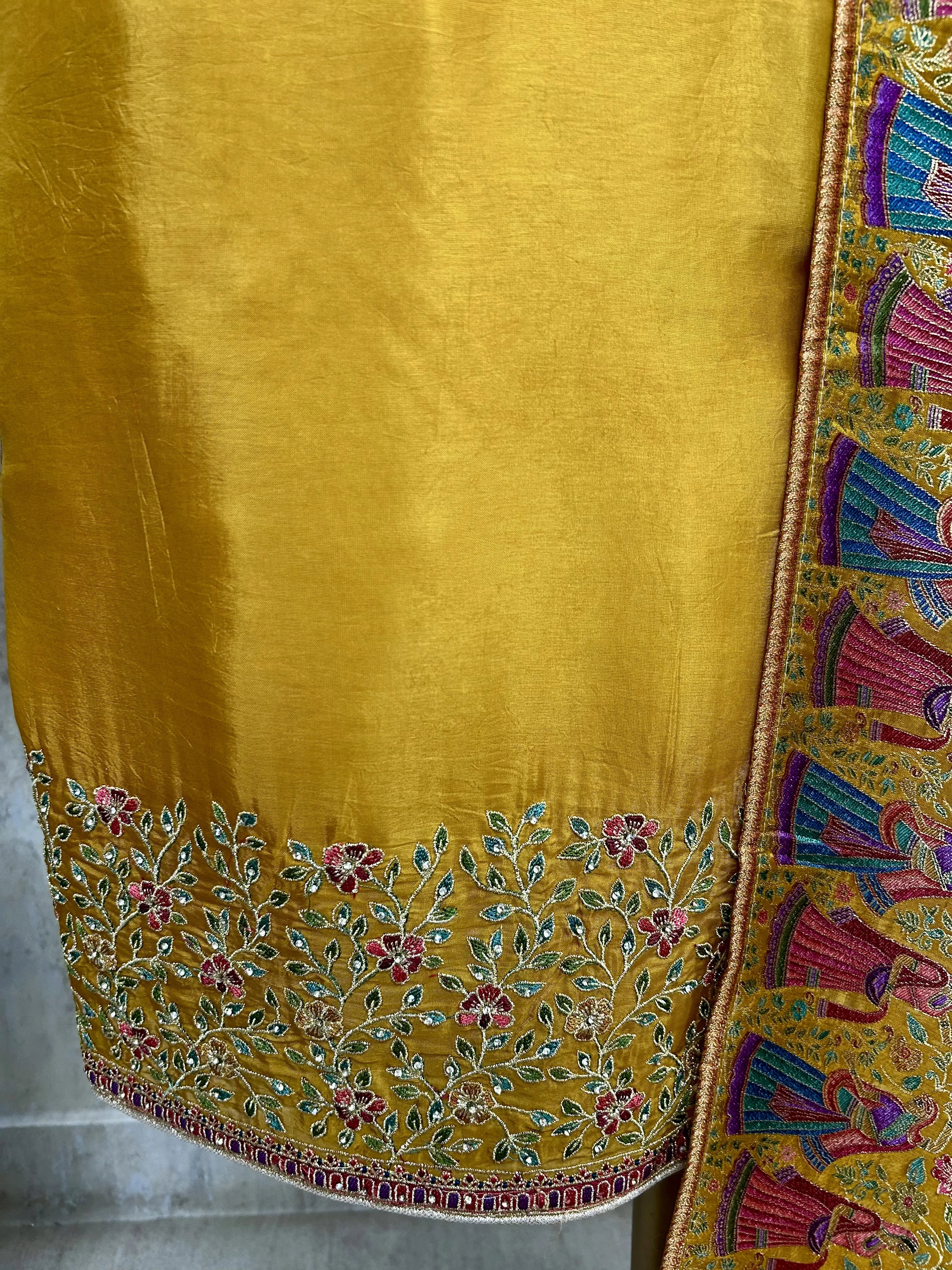 Royale Opada silk Unstitched Suit Set