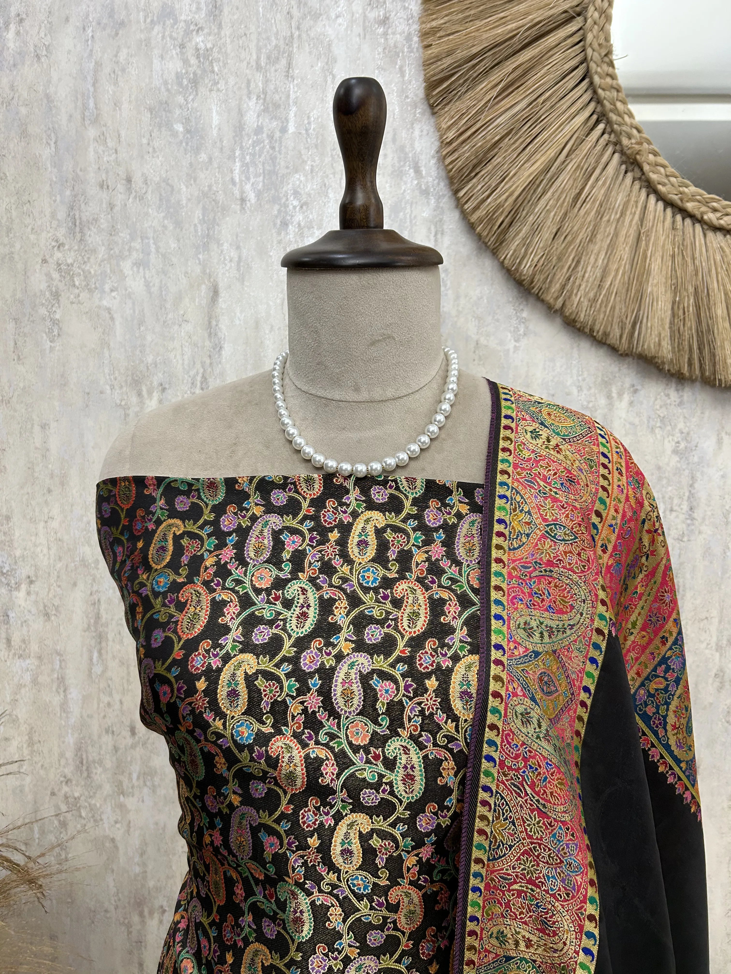 Luxurious silk unstitched suit