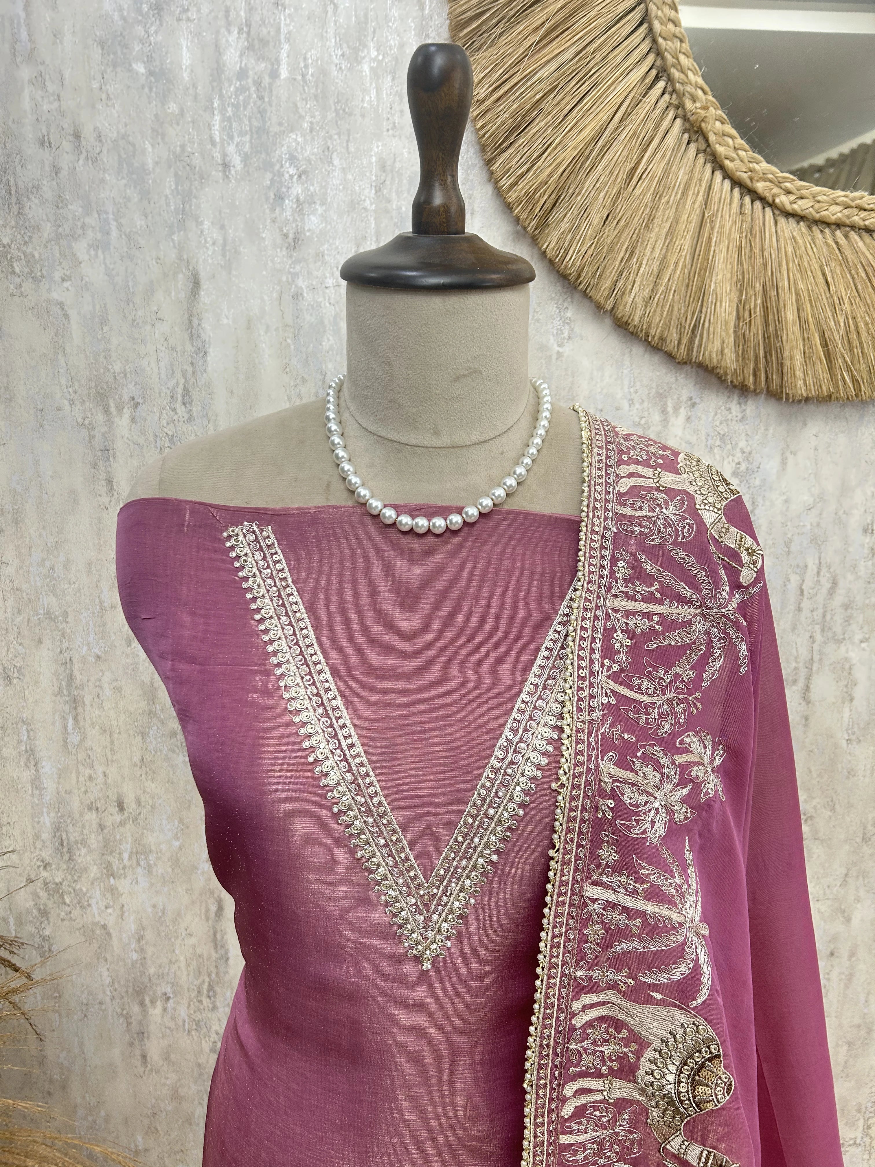 Oasis Dream Tissue Unstitched Suit