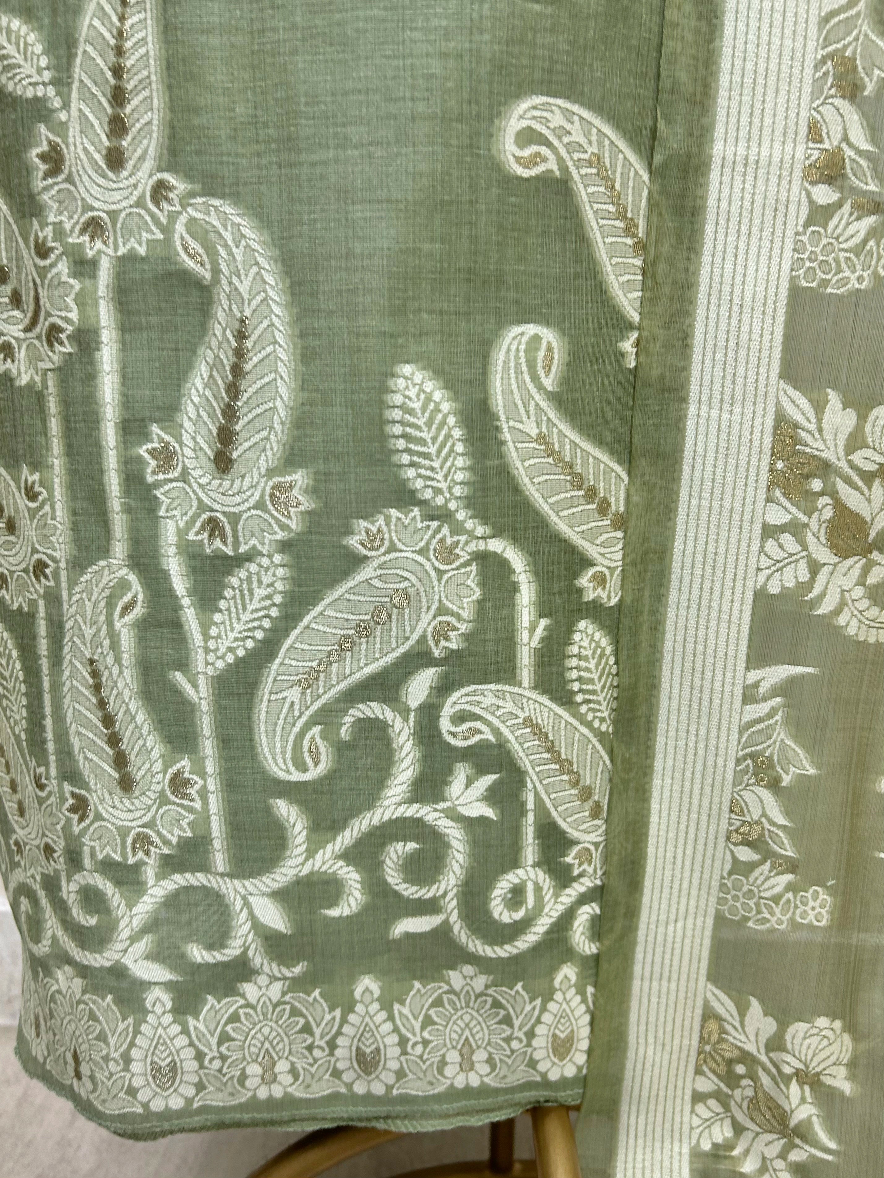 Jamdani Linen Unstitched Suit Set With Leaf Motifs