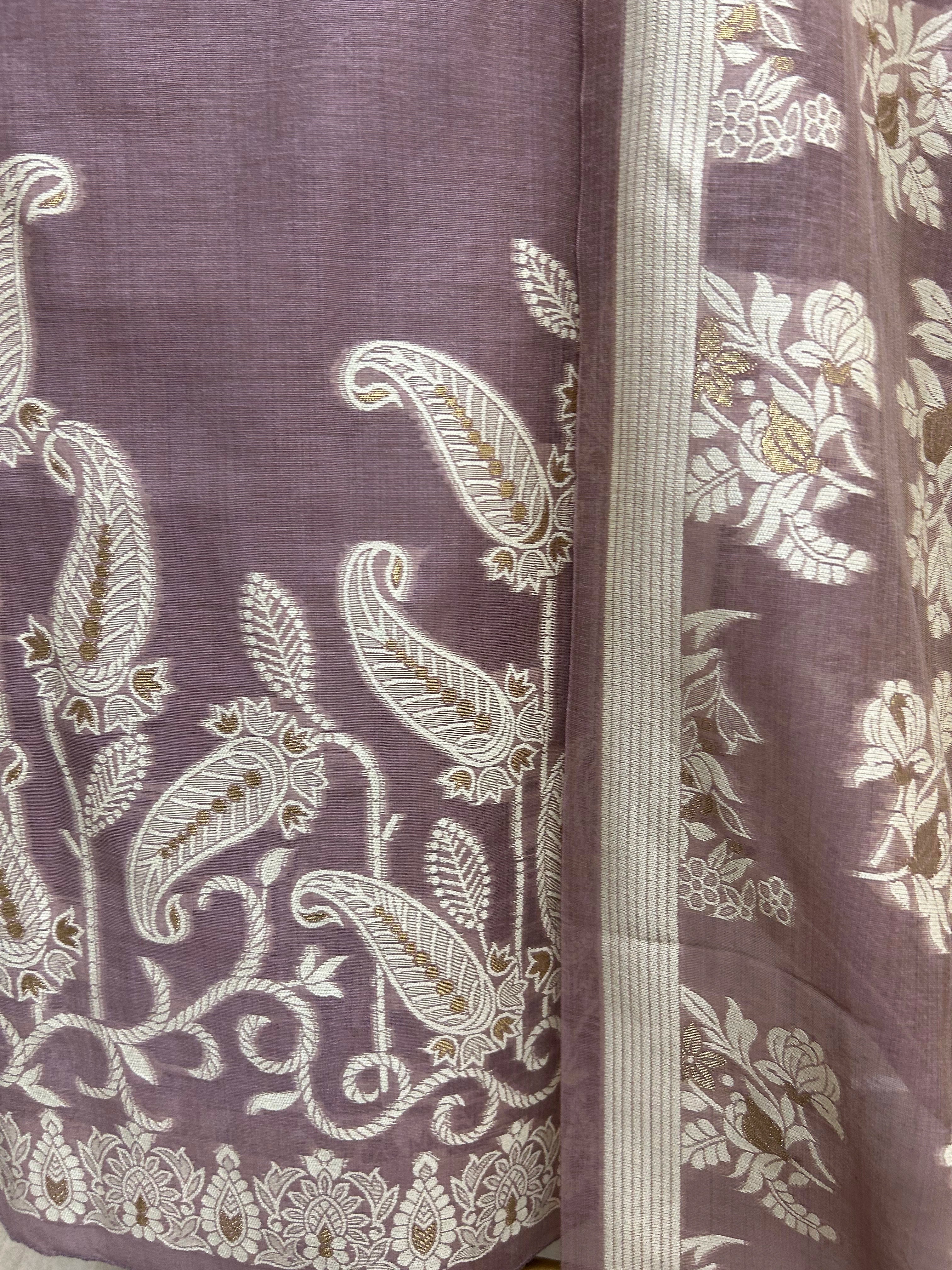 Jamdani Linen Unstitched Suit Set With Leaf Motifs