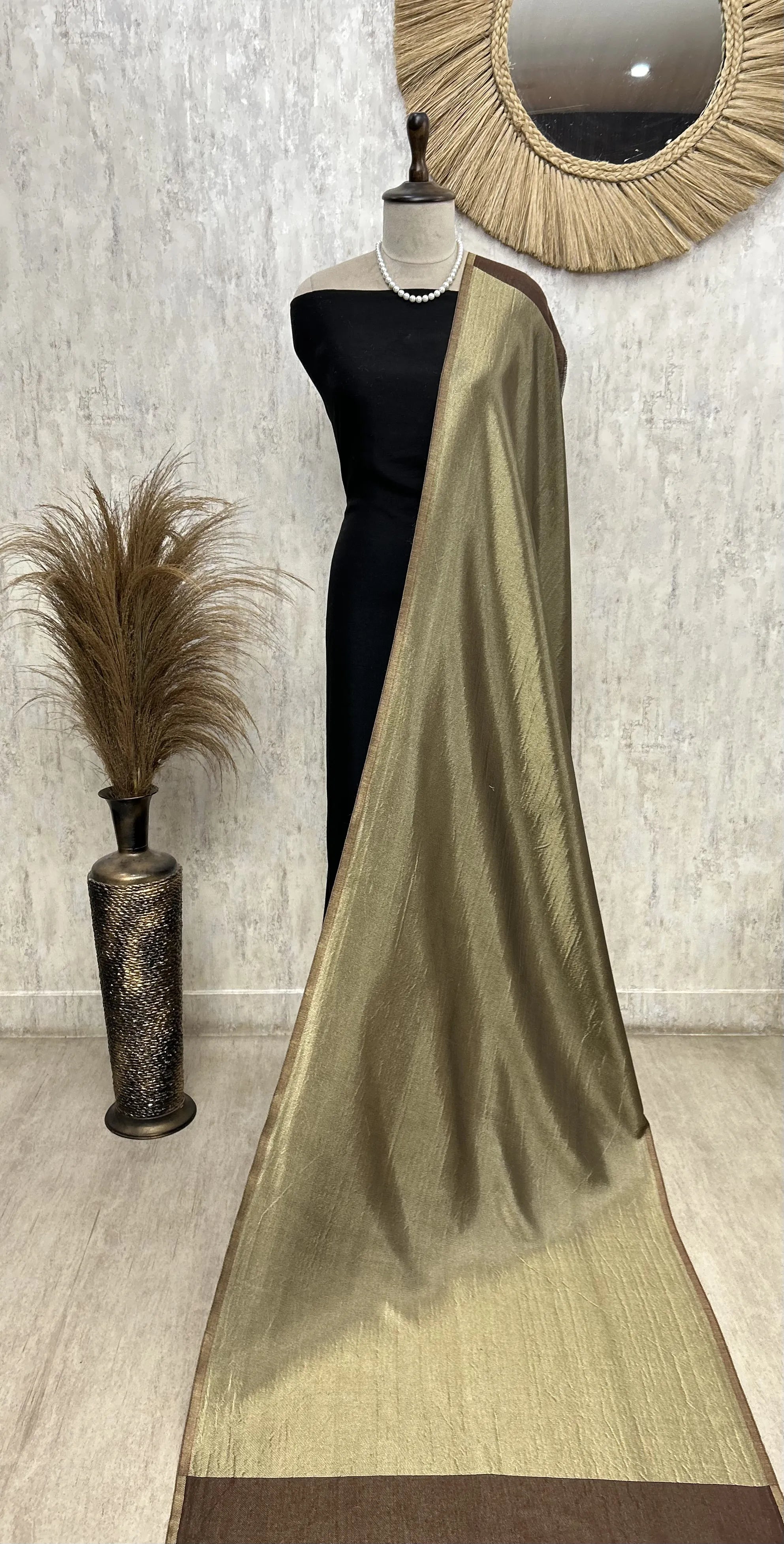 Reversible Moonlight Unisex Stoles With Curated Box Packaging