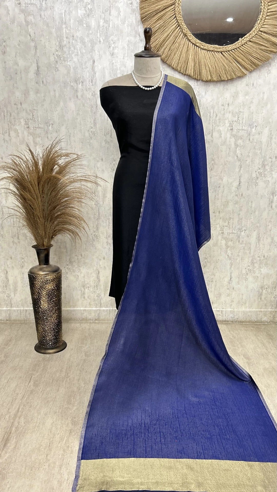 Reversible Moonlight Unisex Stoles With Curated Box Packaging