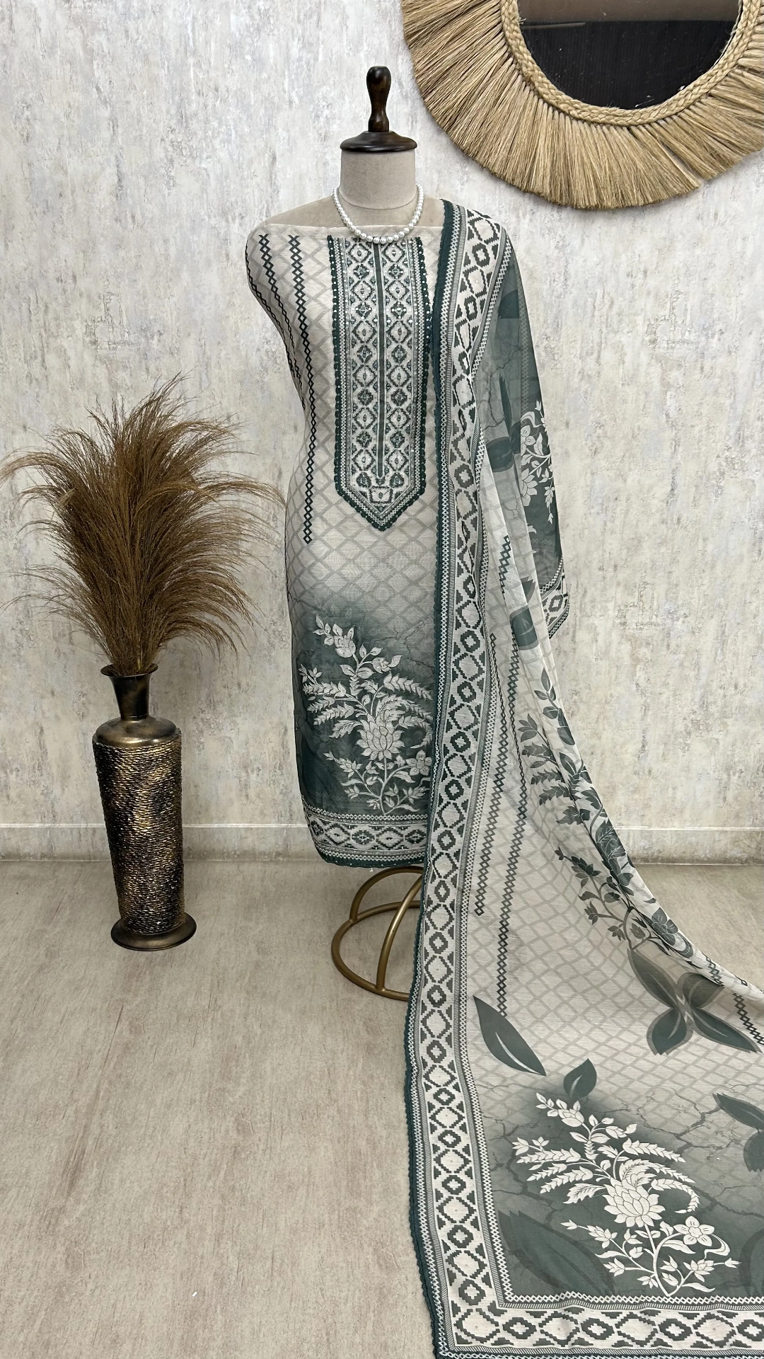 Elegant Ikat Impressions Unstiched Suit