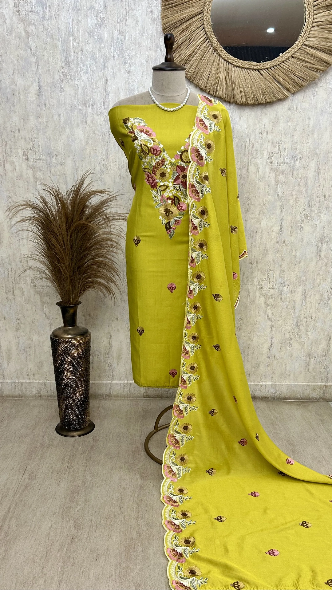 Blossom Grace Unstiched Suit