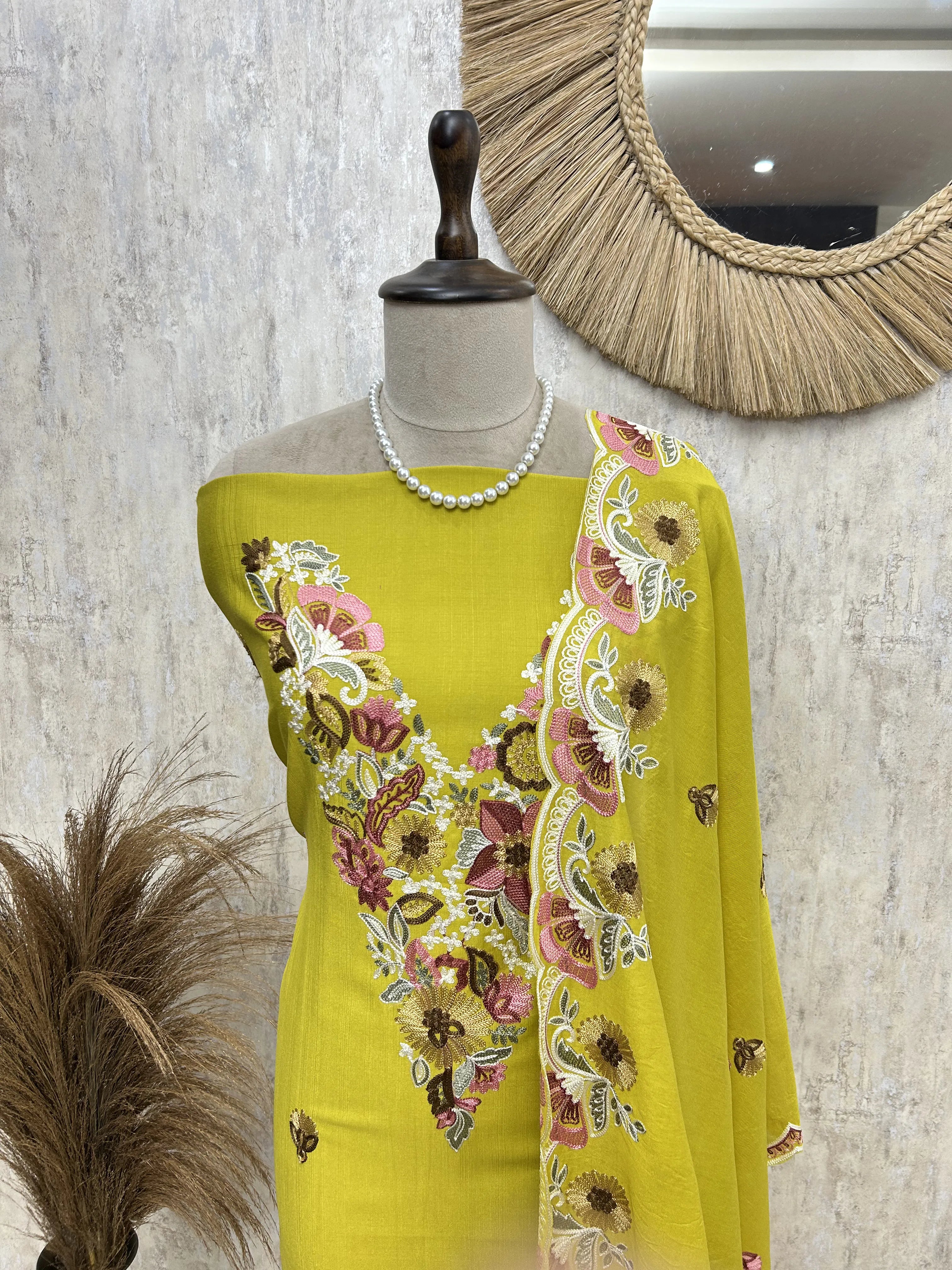 Blossom Grace Unstiched Suit