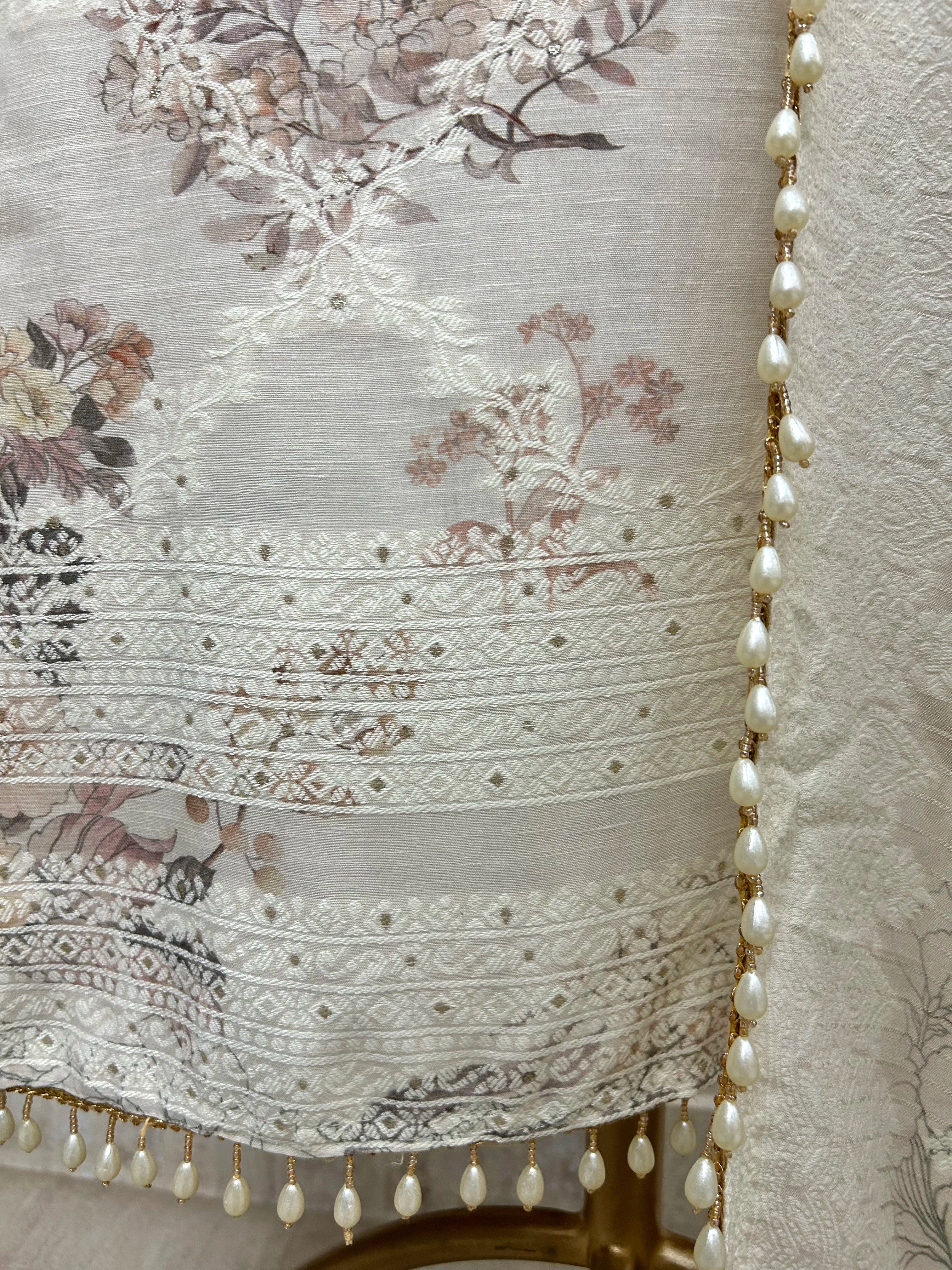 Muslin Unstitched Suit Set Featuring Weaving