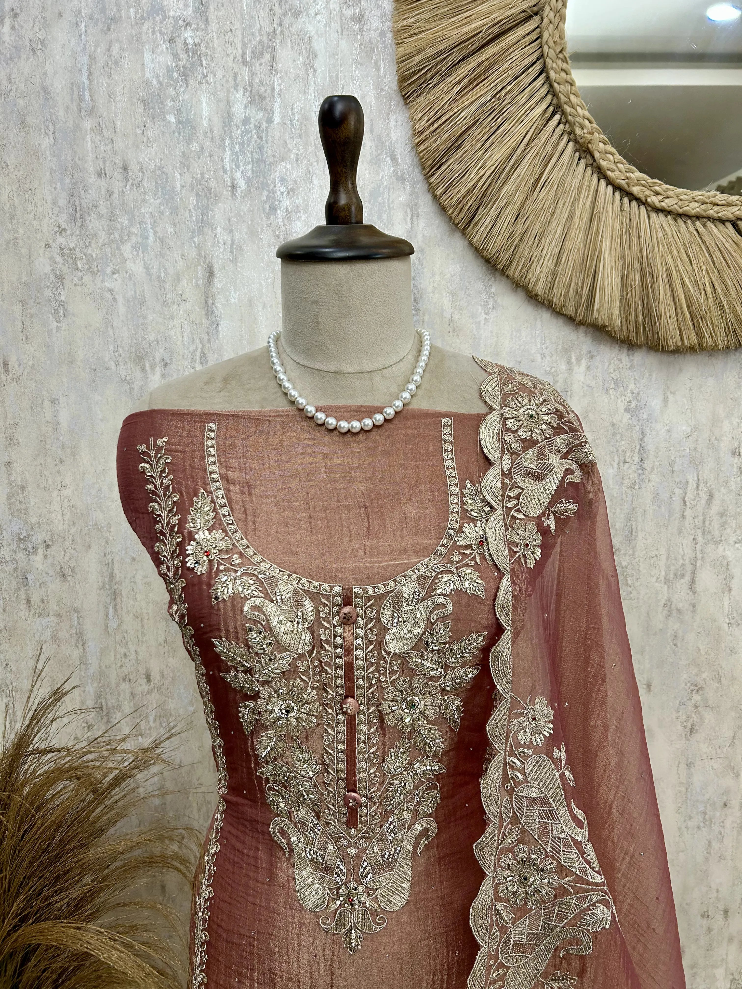 Antique Rose Elegance Unstiched Suit