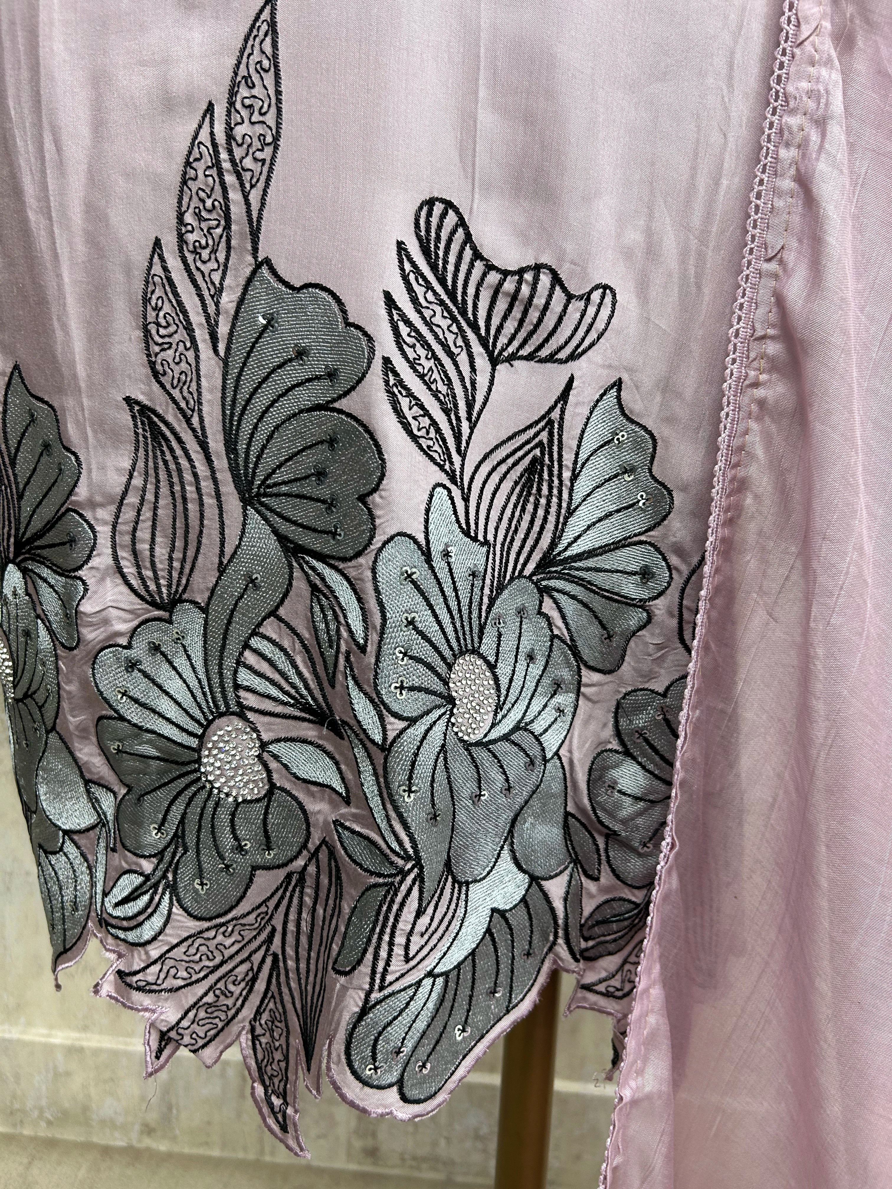 Mul Chanderi Unstitched Suit Set With Scalping Work