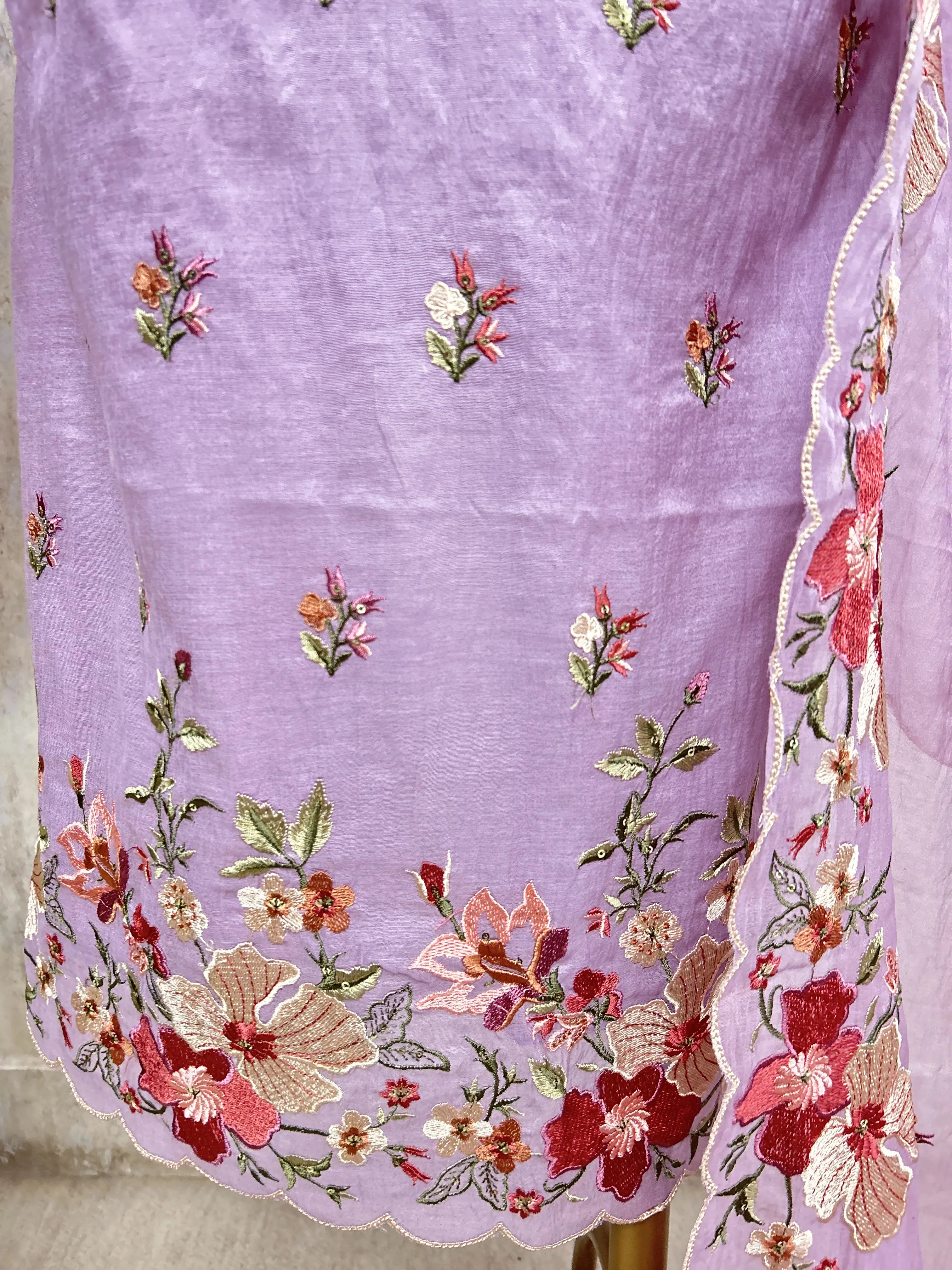 Soft Lilac Charm Unstiched Suit