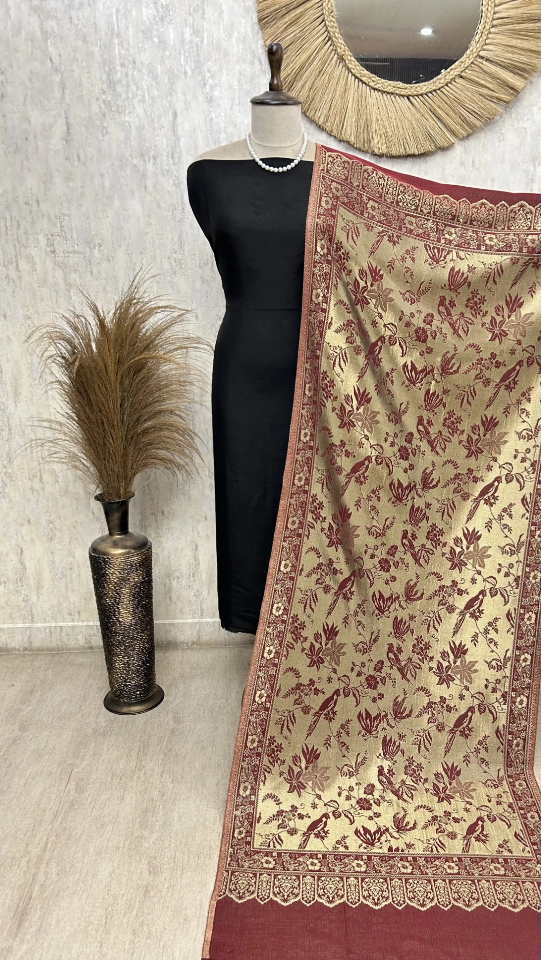 Reversible Moonlight Unisex Stoles With Curated Box Packaging