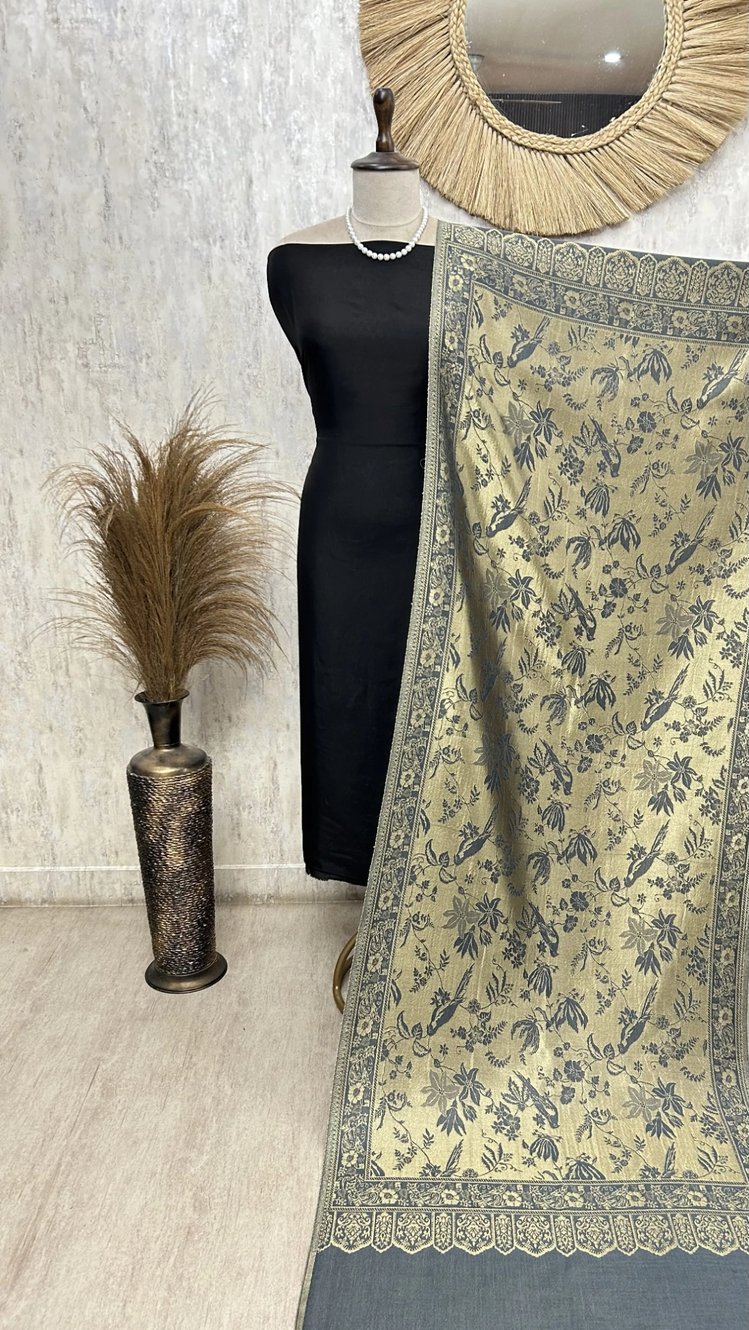 Reversible Moonlight Unisex Stoles With Curated Box Packaging