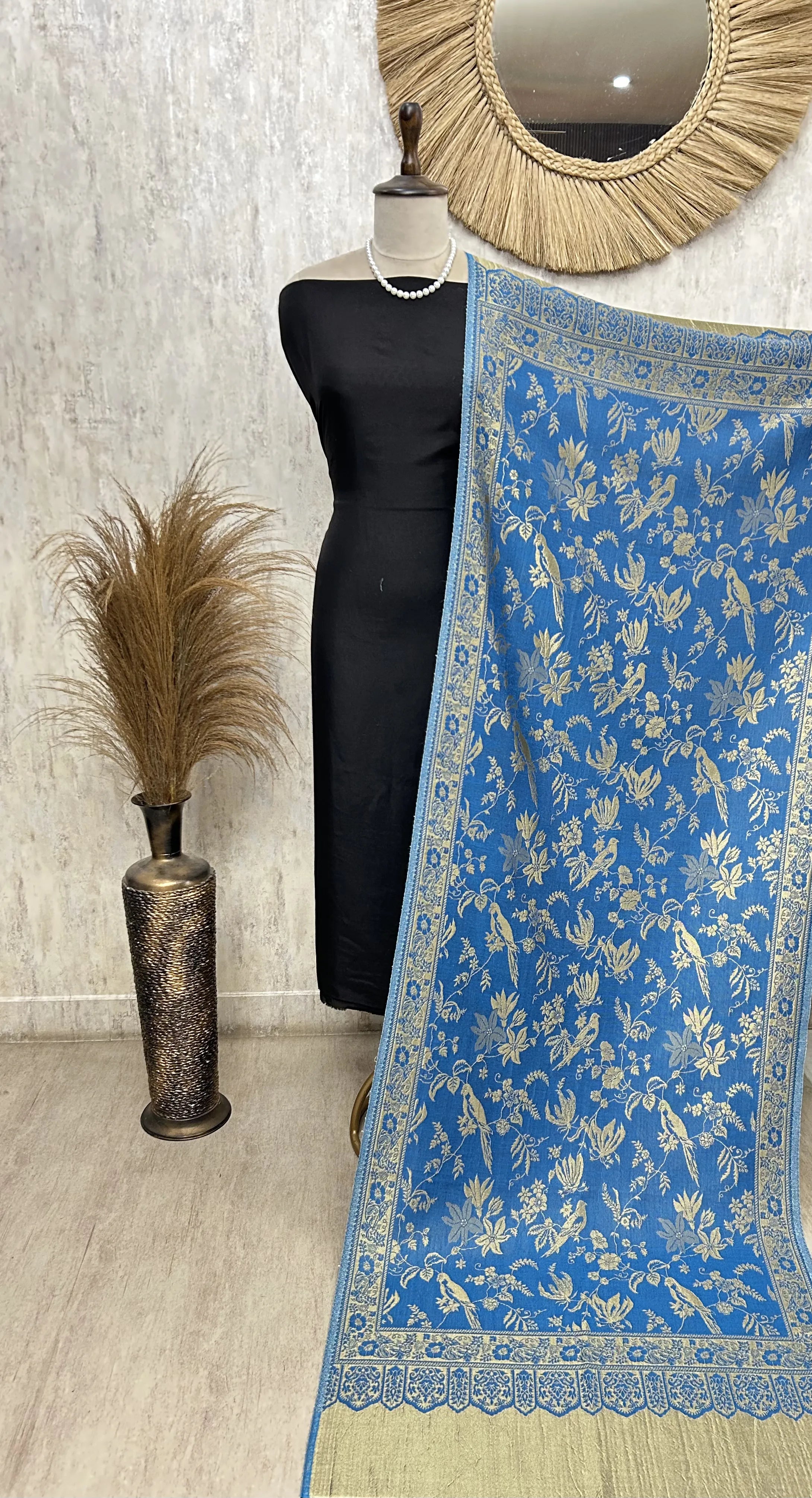 Reversible Moonlight Unisex Stoles With Curated Box Packaging