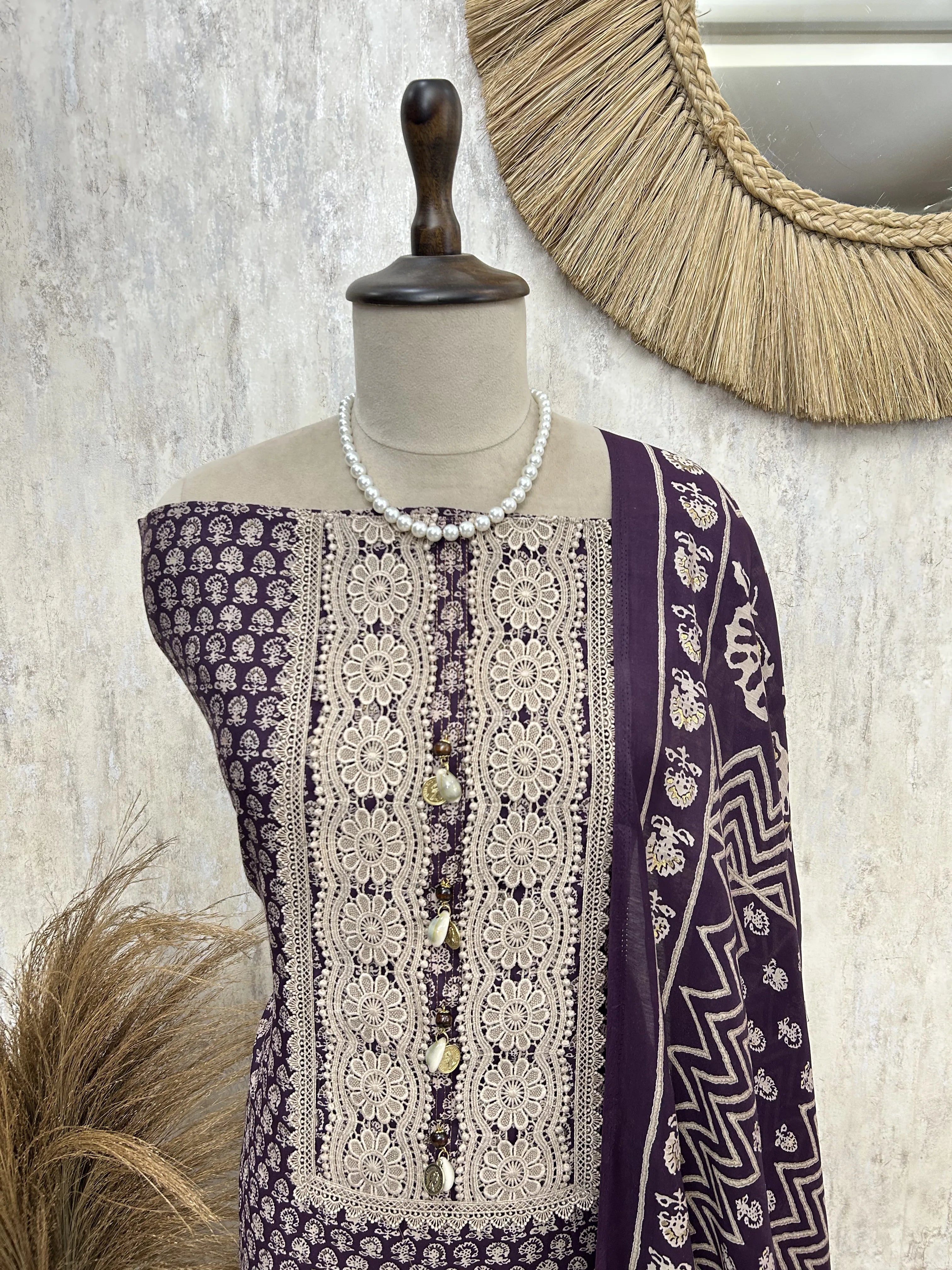 Timeless Chikan Beauty Unstiched Suit