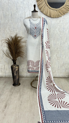 Elegant Ethnic Aura Unstitched Suit