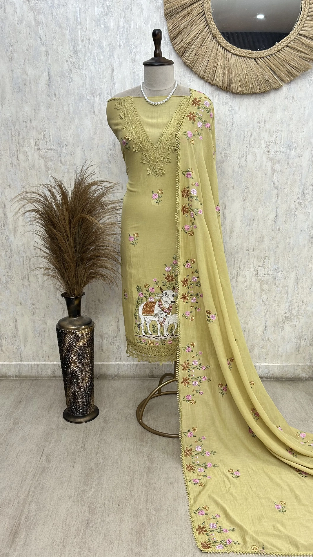 Elegant Floral Drape Unstitched Suit