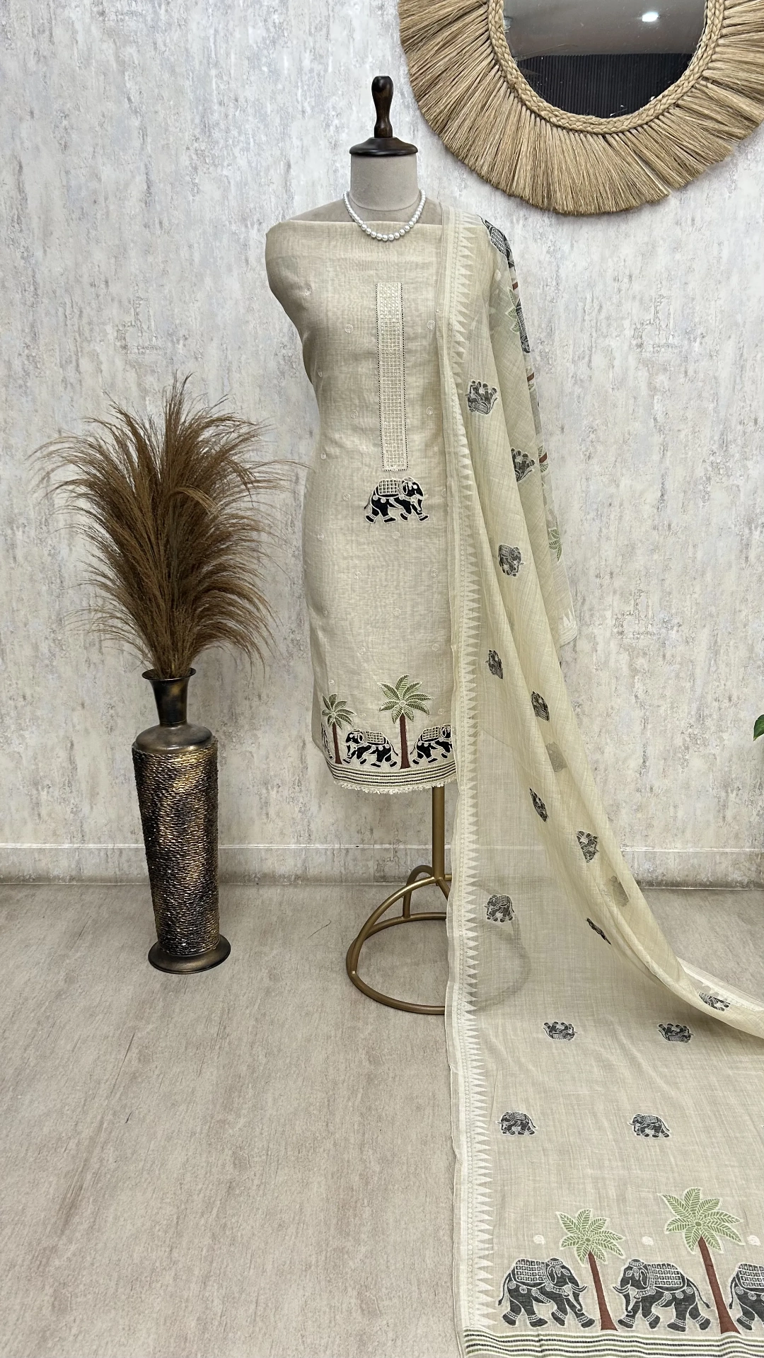 Jamdani Linen Unstitched Suit Set Featuring Applique Work