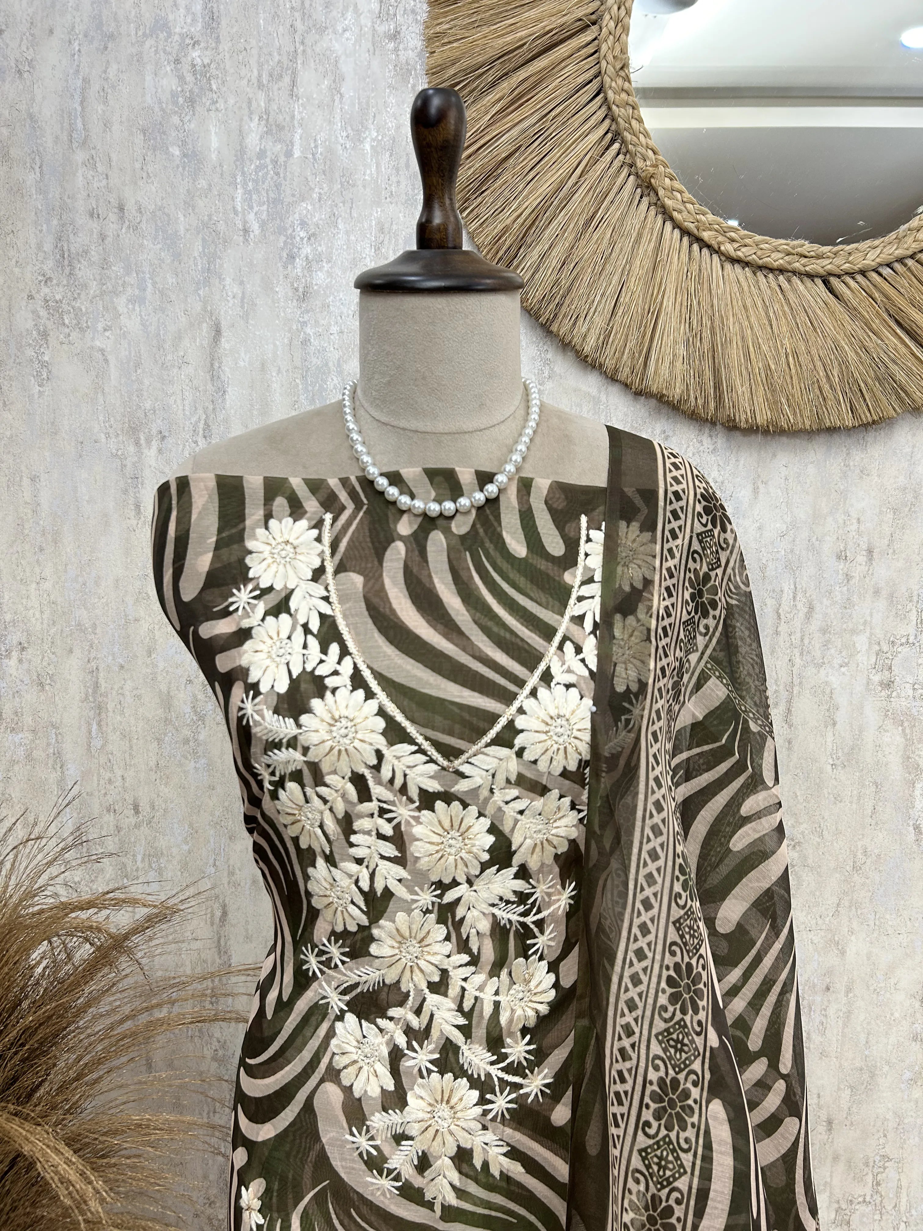 Graceful Threads Unstitched Suit