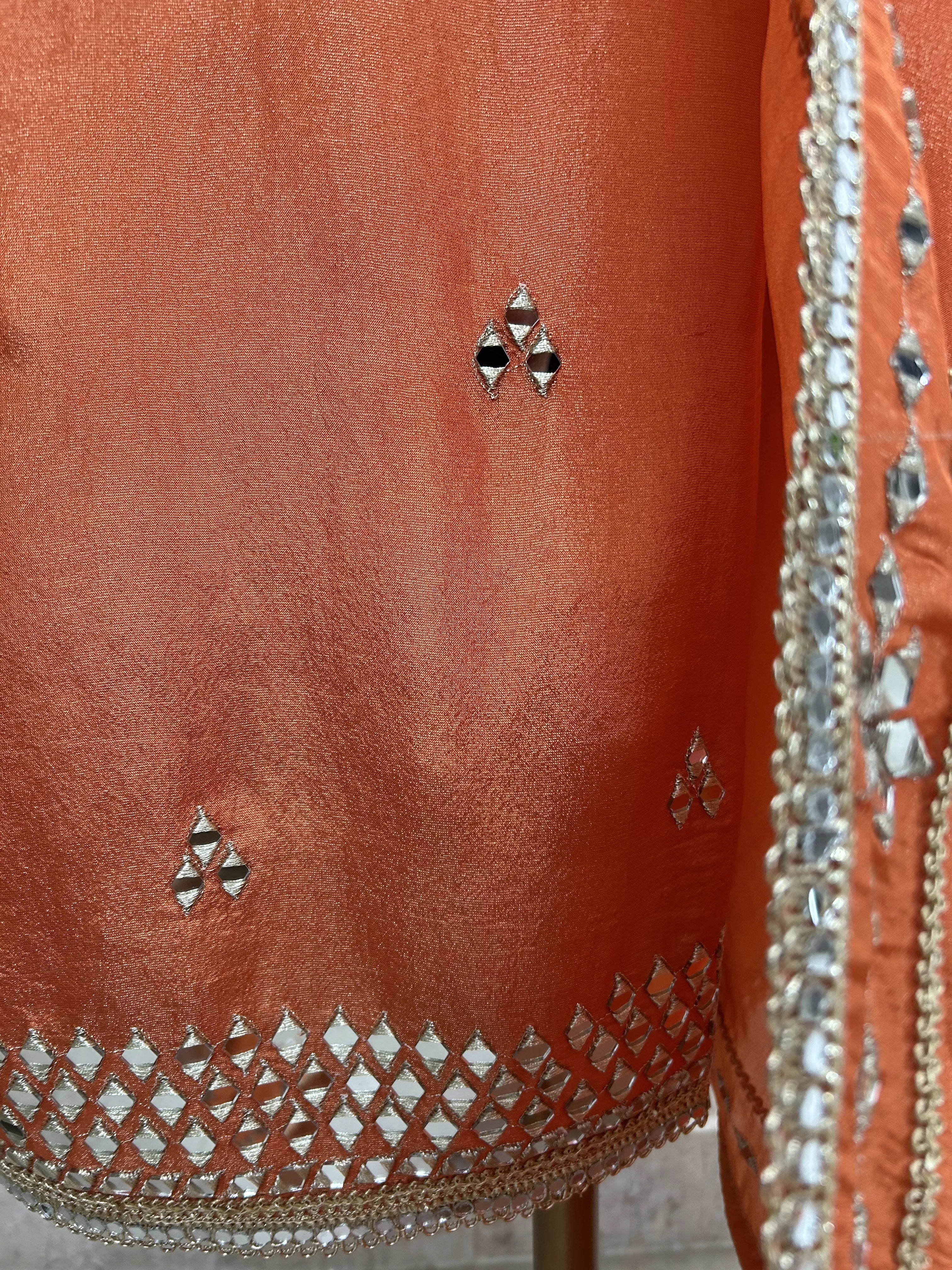 Tissue Unstitched Suit Set With Mirror Work