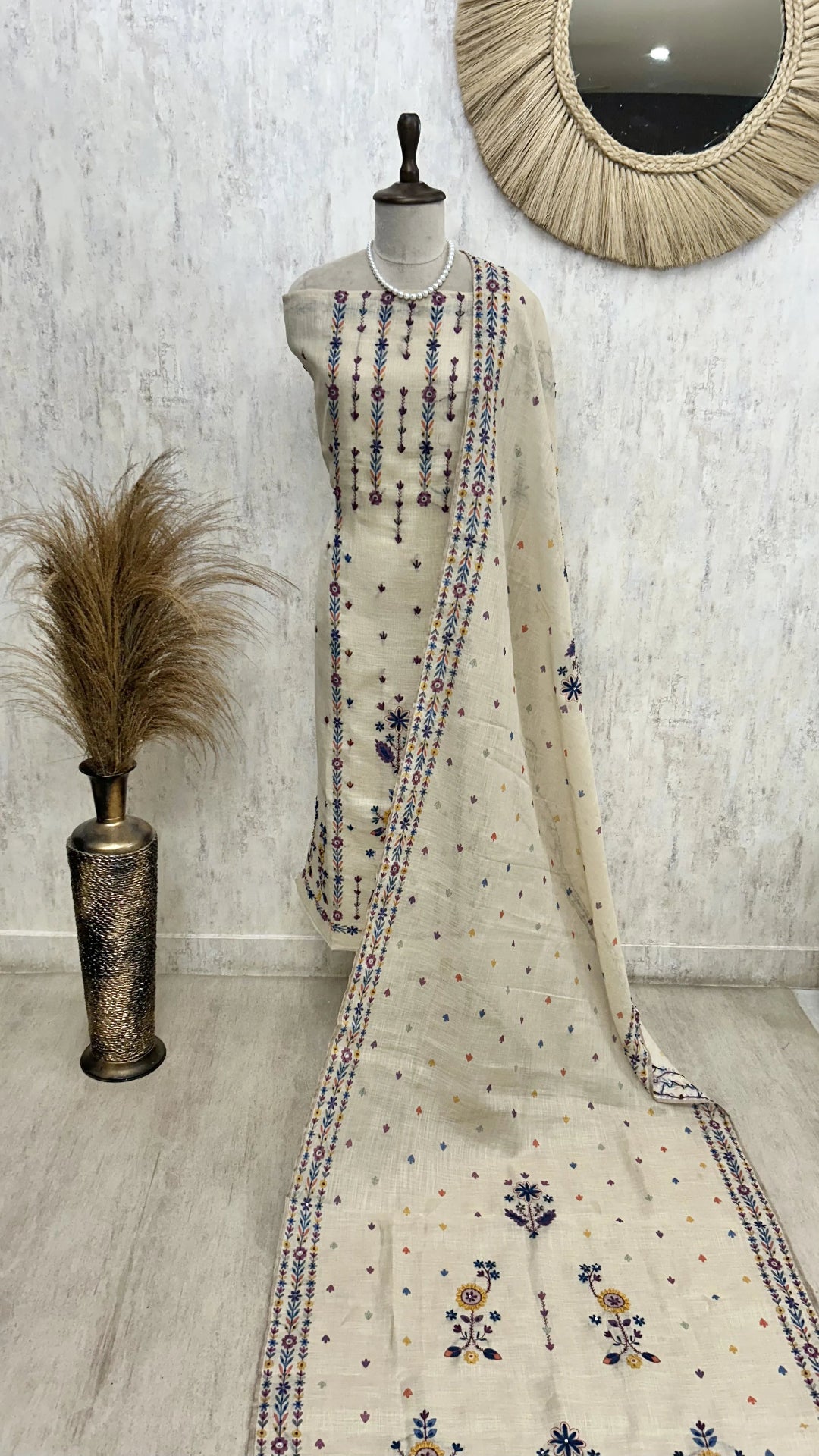 Jamdani Linen Unstitched Suit Set With Kantha Work