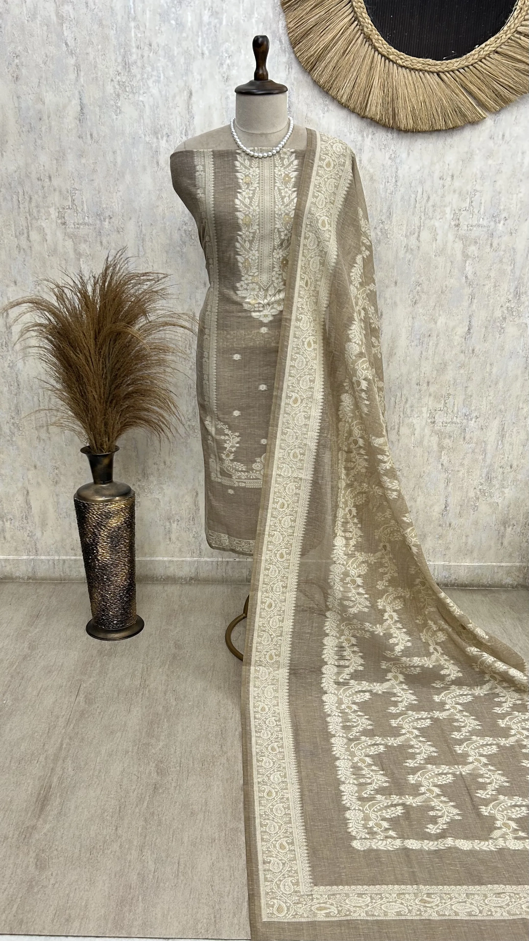 Subtle Royal Weave Unstitched Suit