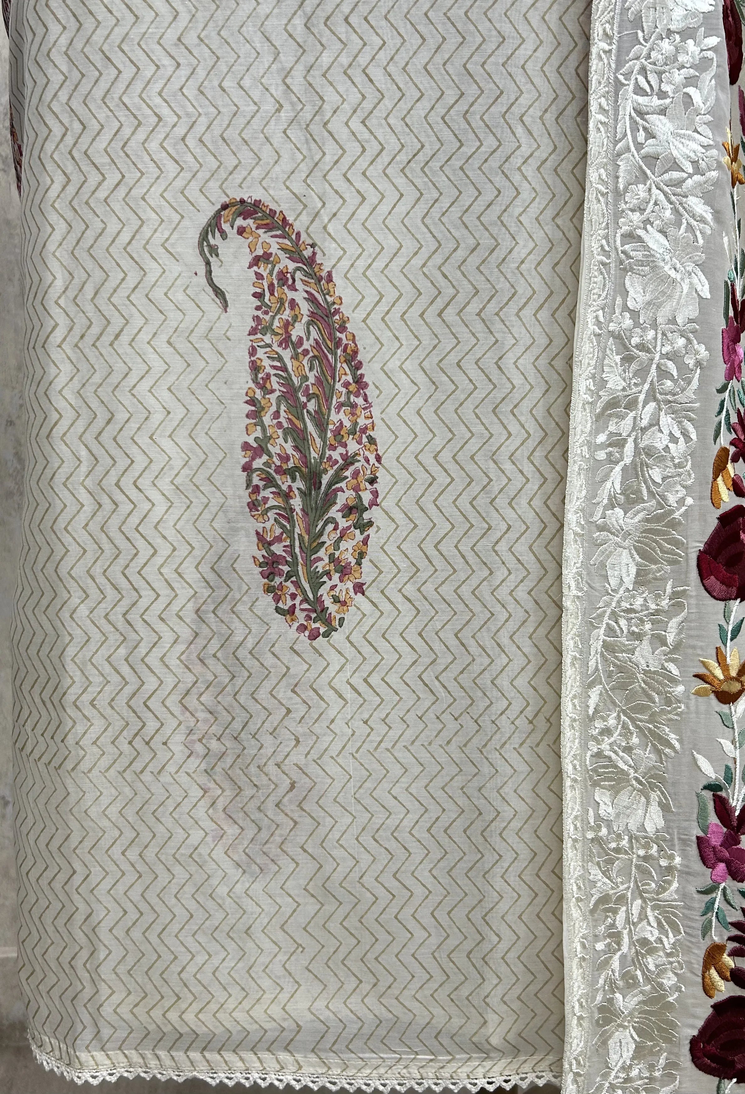 Blooming Ivory Set Unstitched Suit