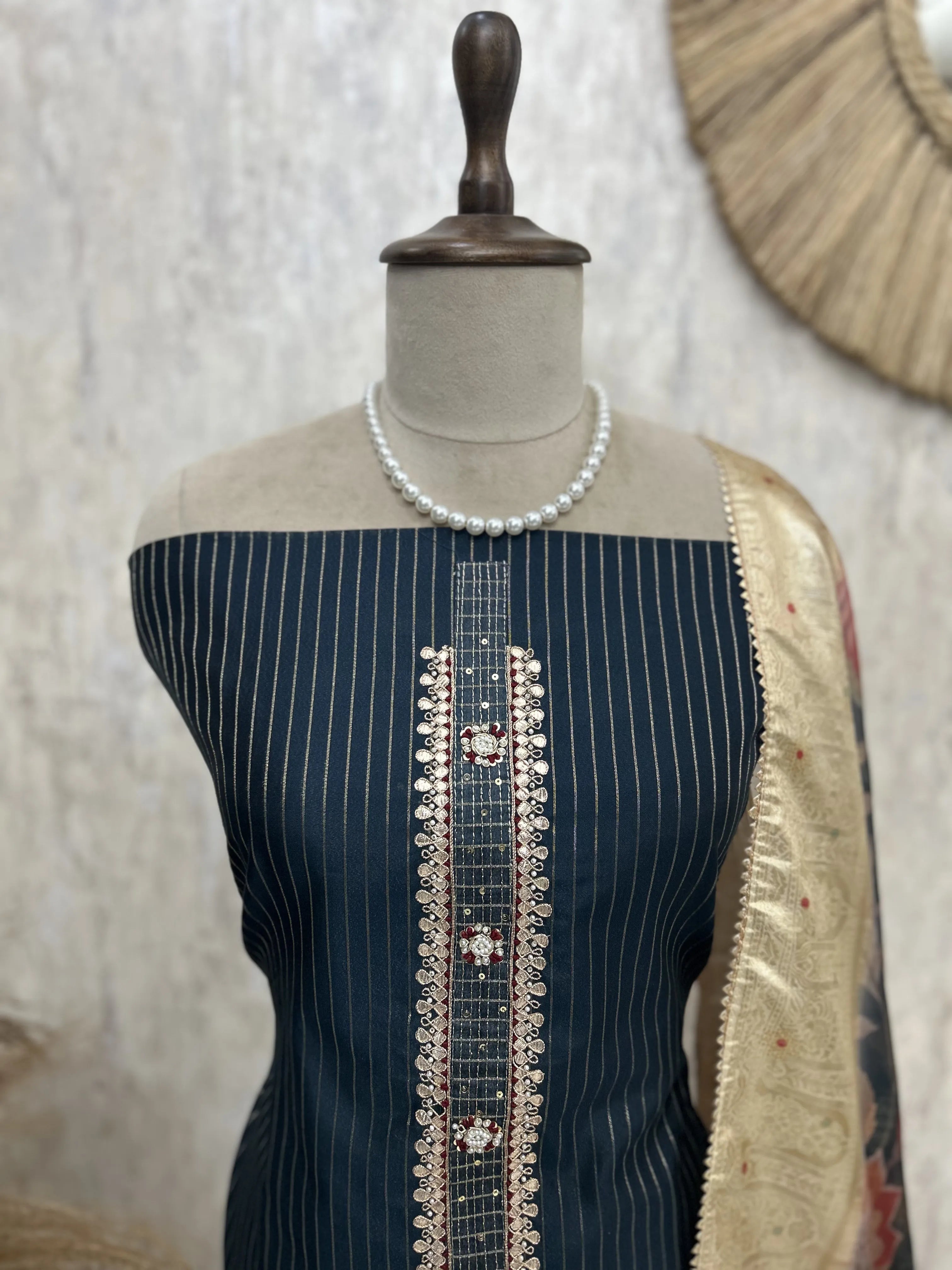 Maheshwari Unstitched Suit Set With Organza Dupatta