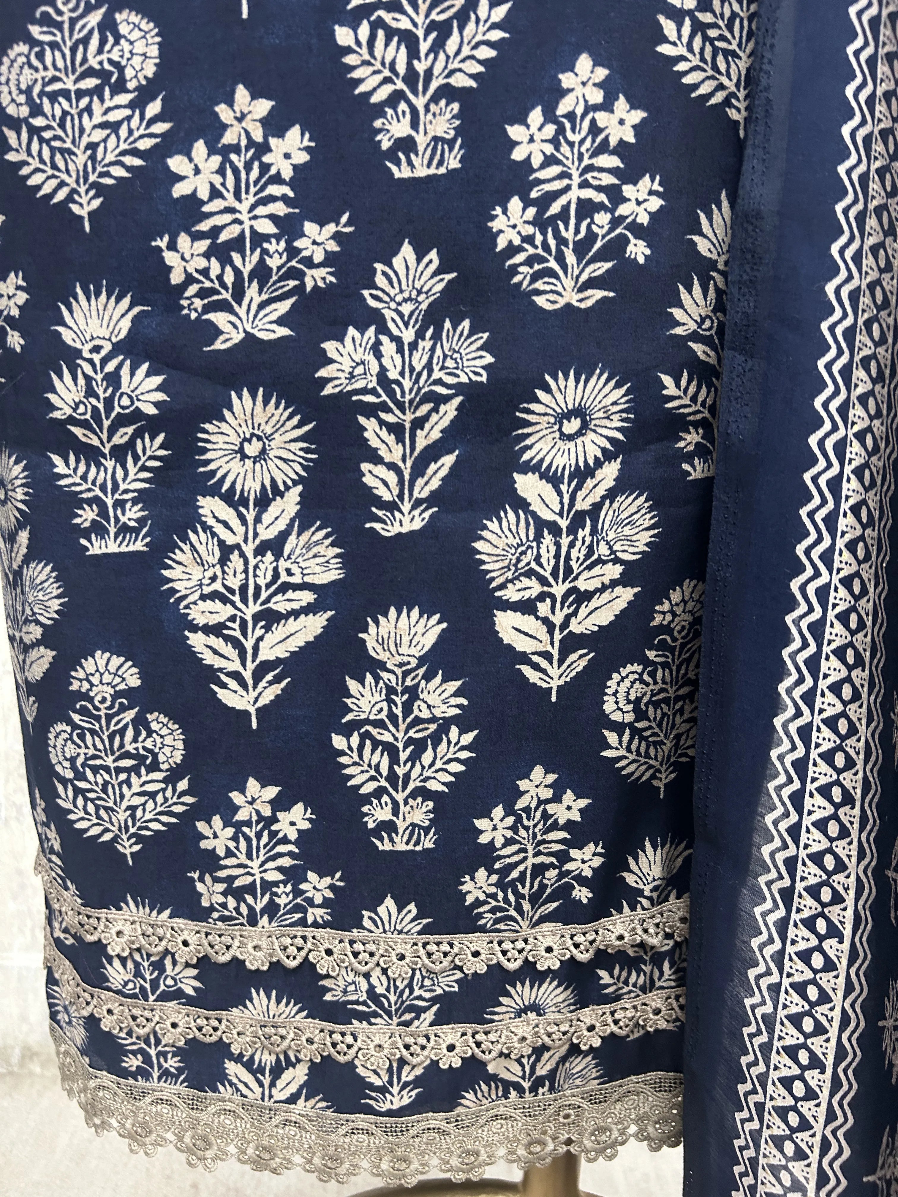 Classic Ethnic Charm Unstitched Suit