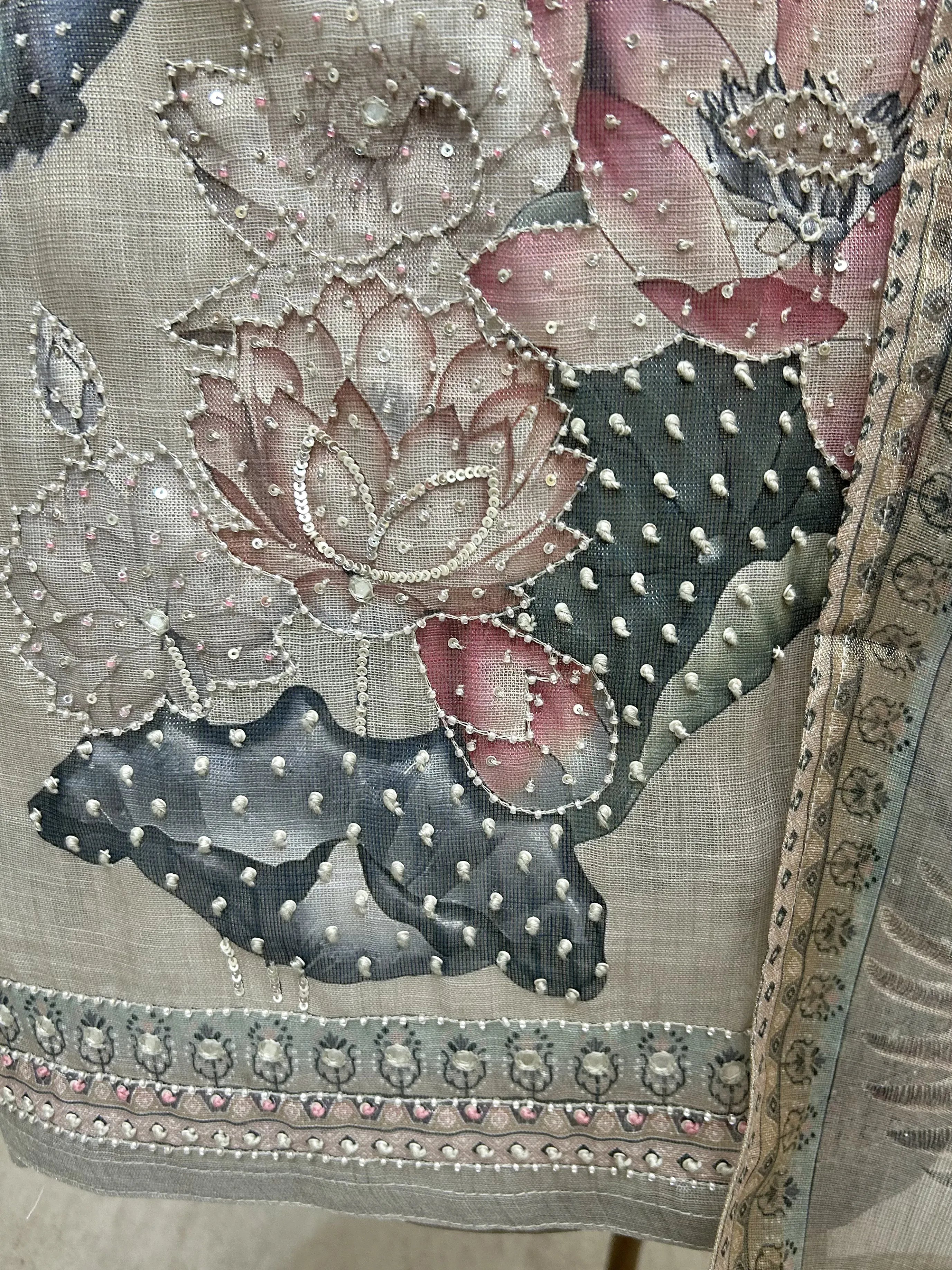 Tissue Linen Unstitched Suit Set With Kantha Work