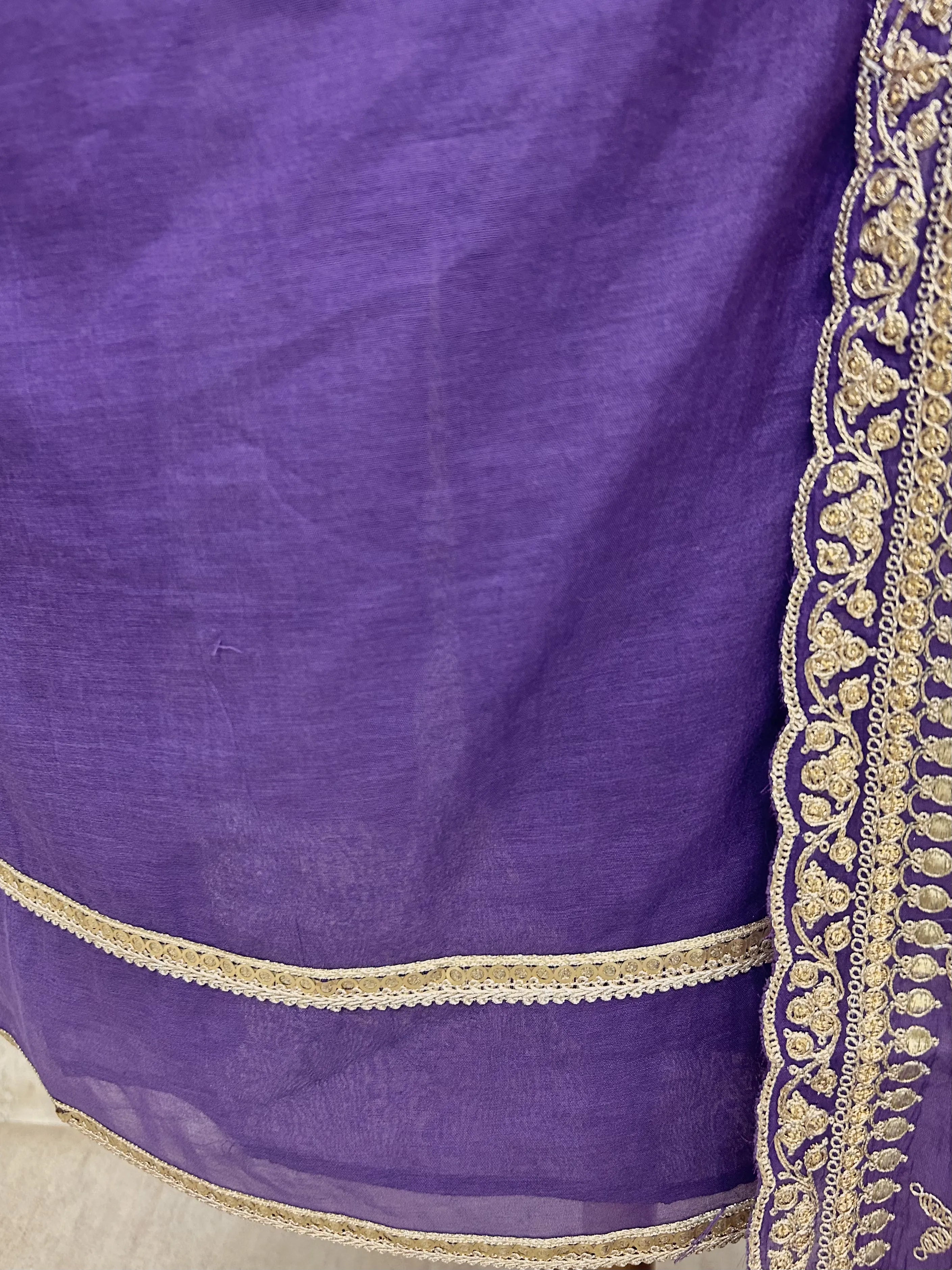 Mul Chanderi Unstitched Suit Set With Zari Work