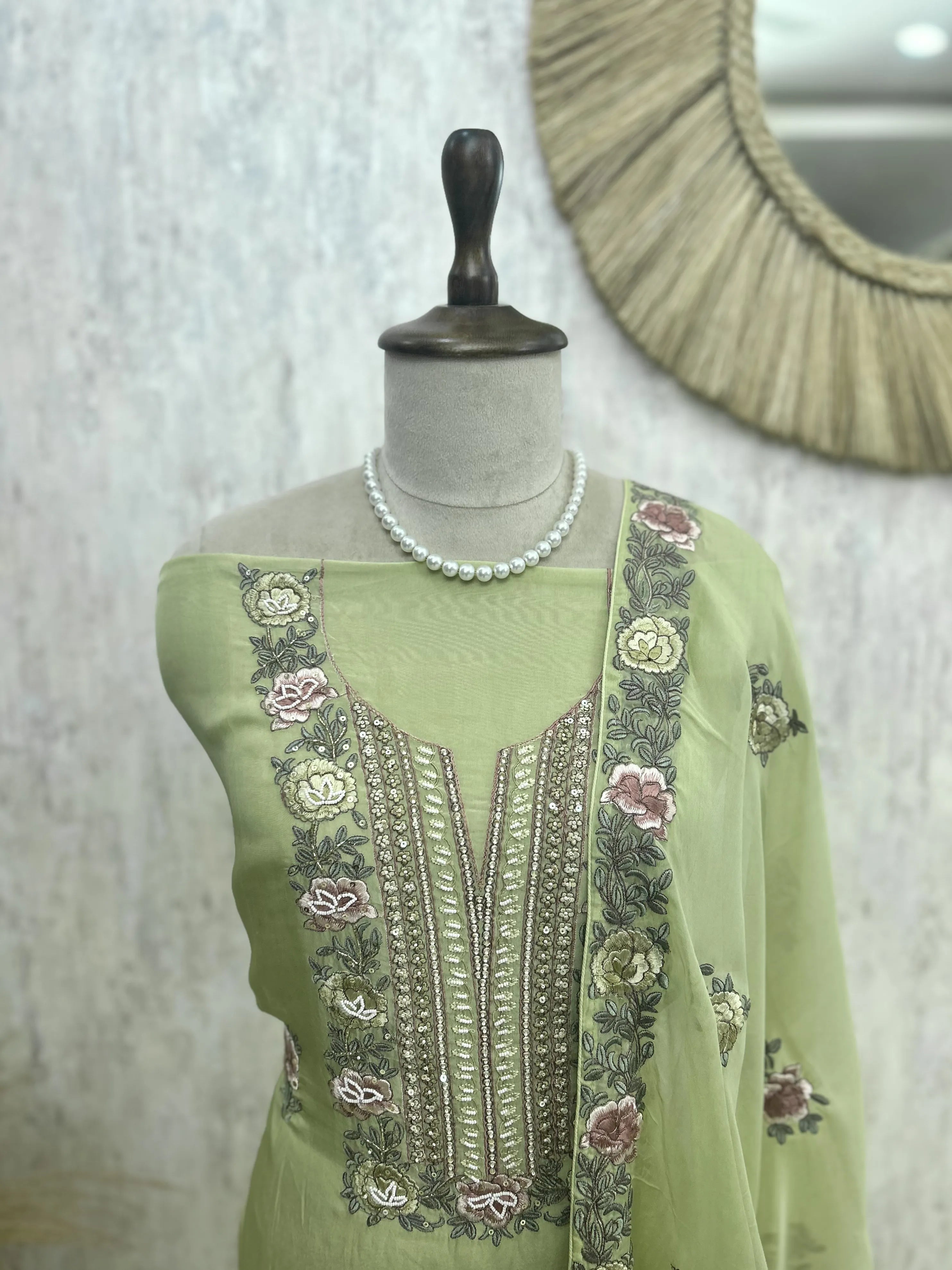 Unstitched Organza Suit Set Featuring Thread Embroidery